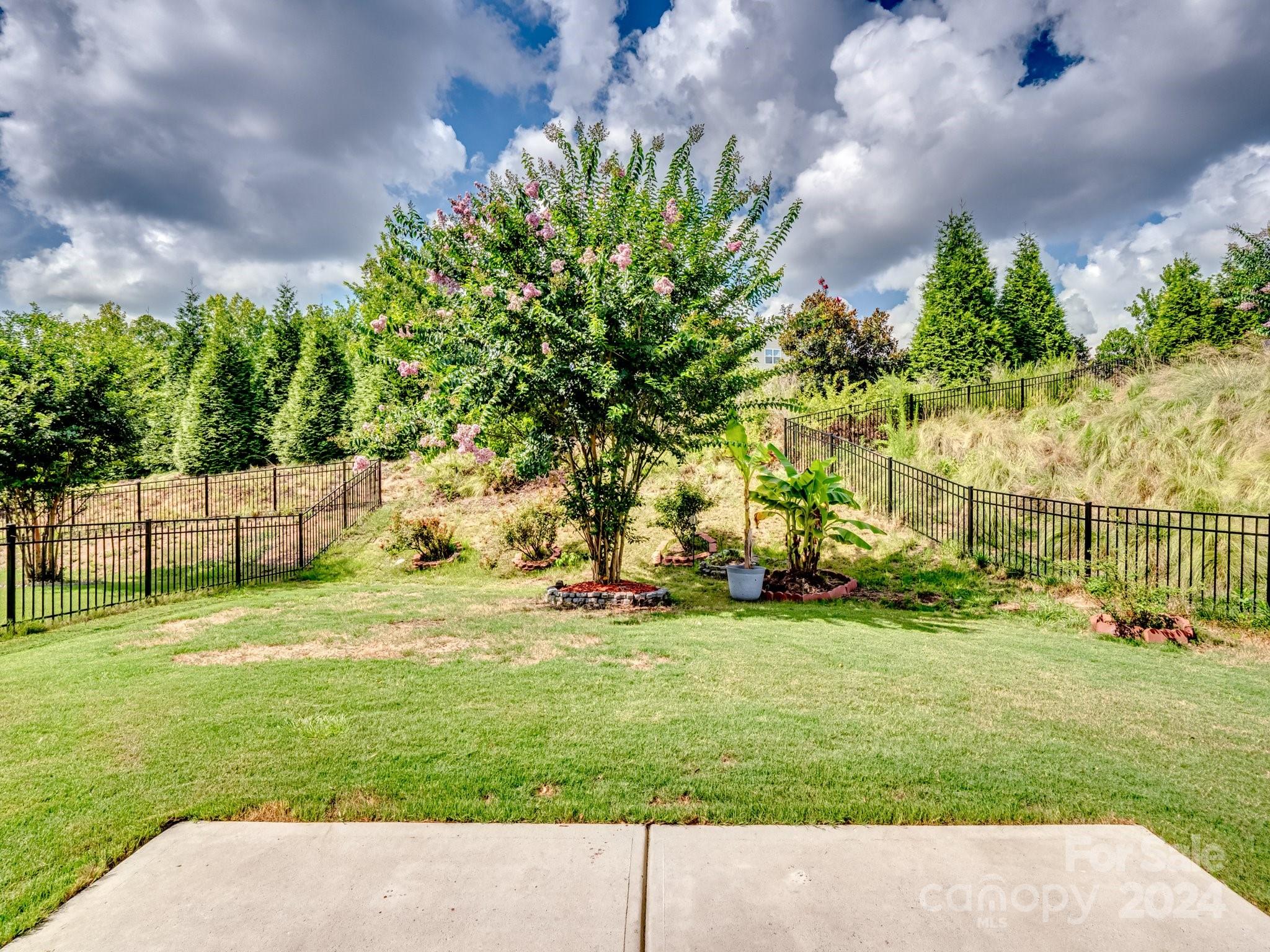 1814 Skipping Stone Drive