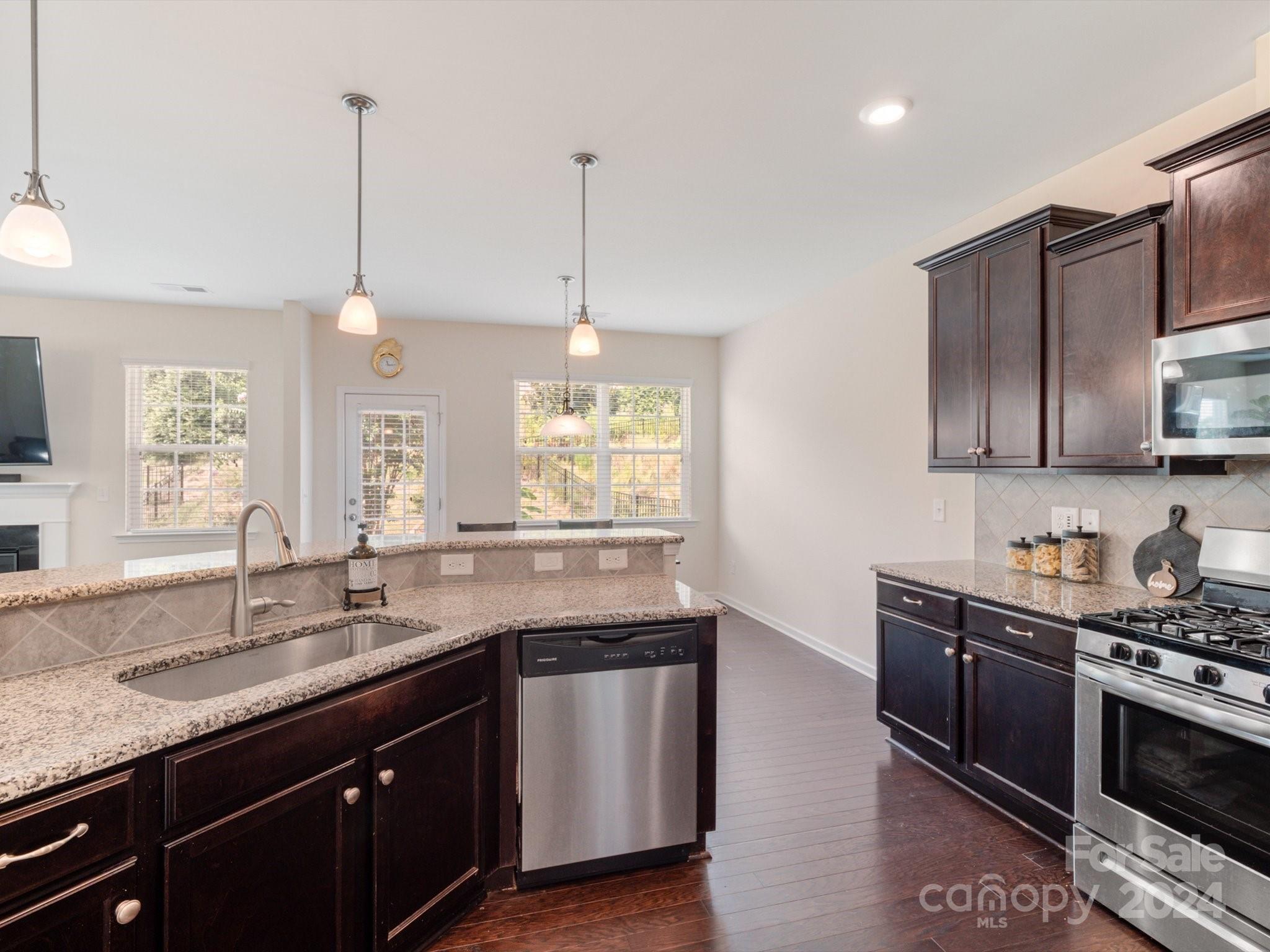 1814 Skipping Stone Drive