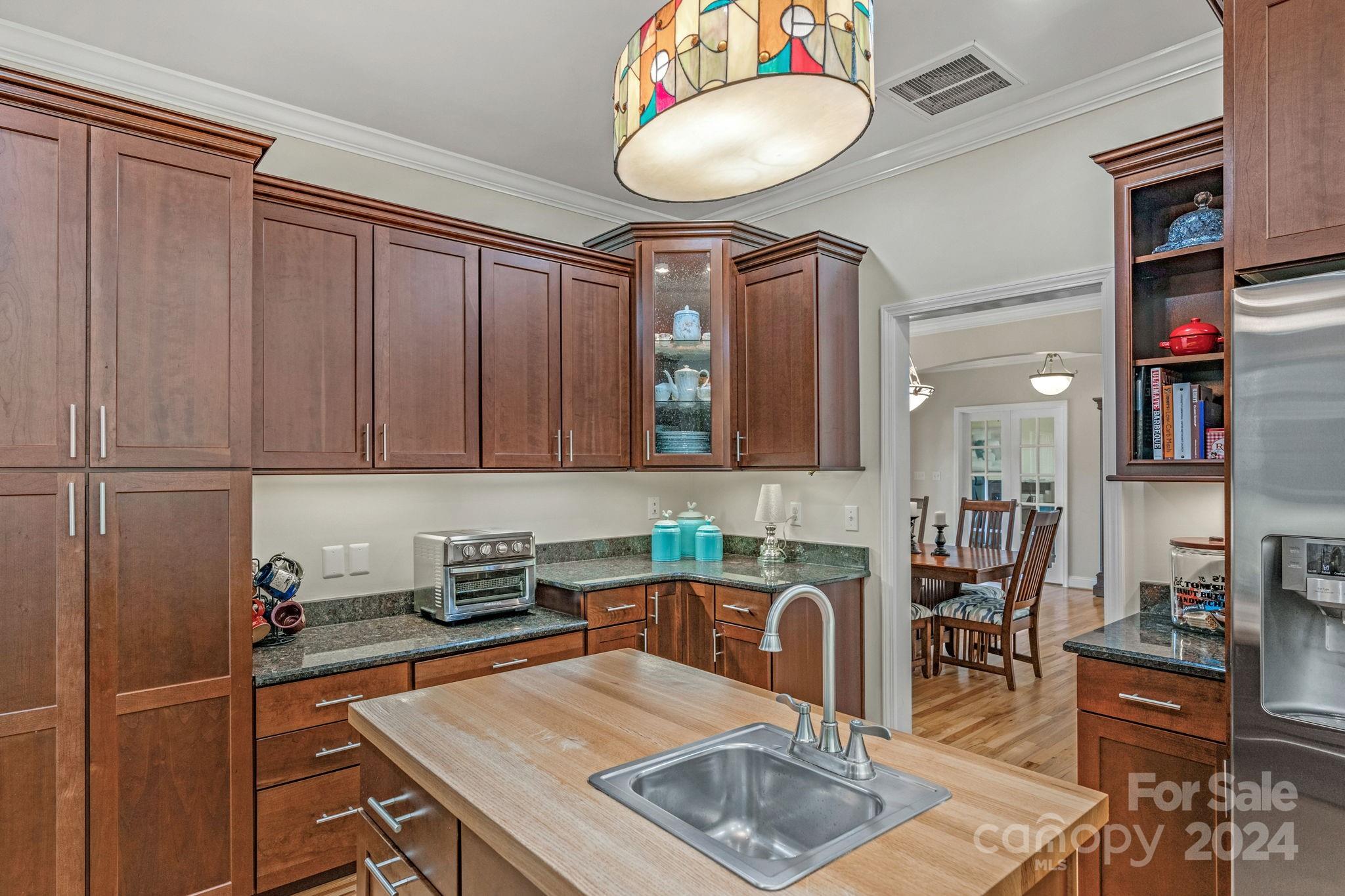 721 Rocky Ridge Court