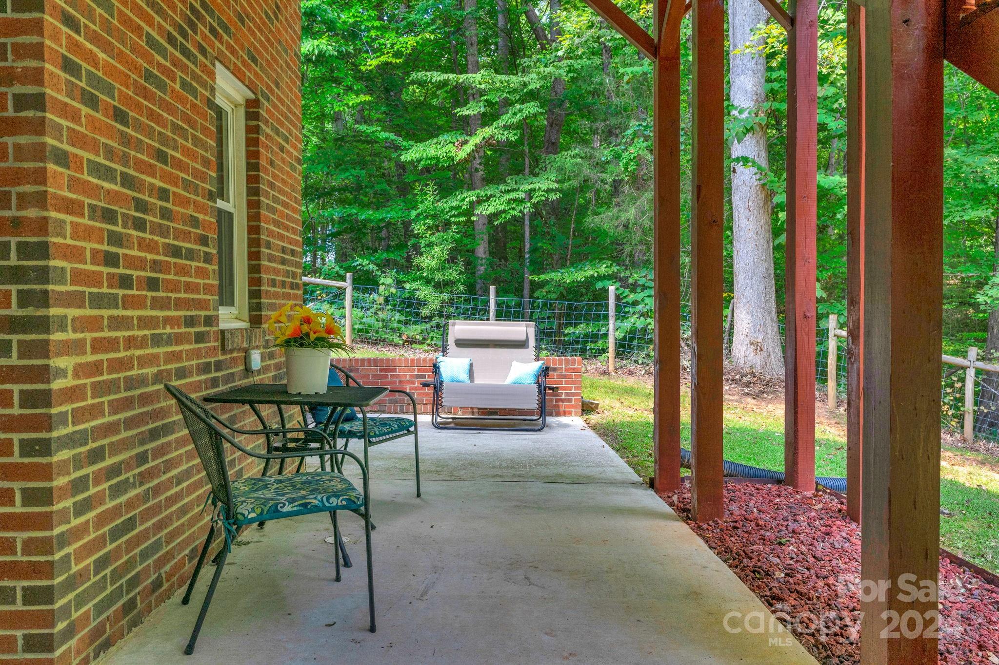 721 Rocky Ridge Court