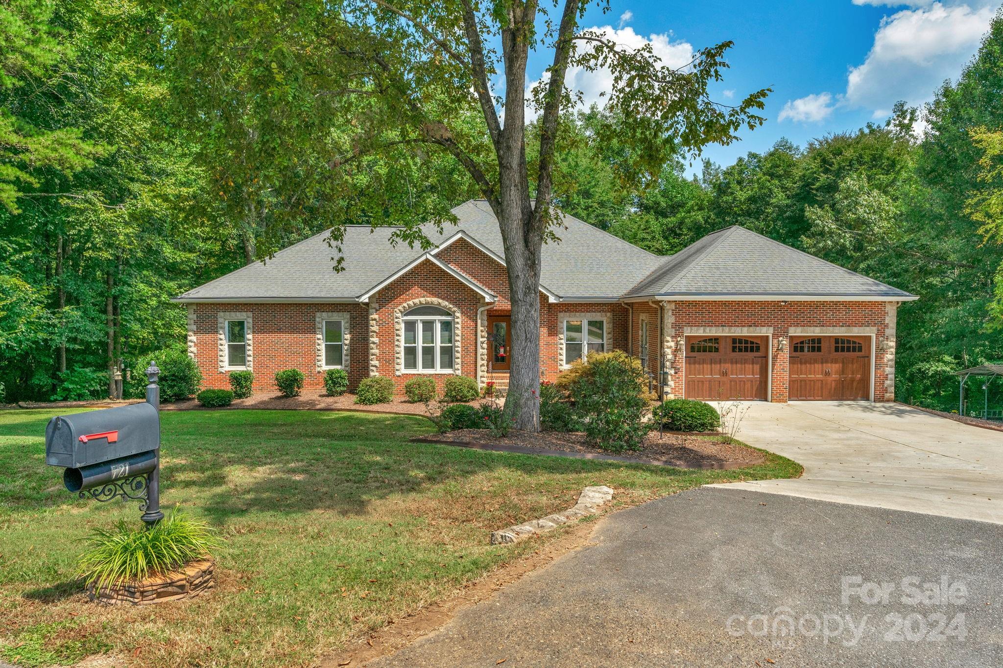 721 Rocky Ridge Court