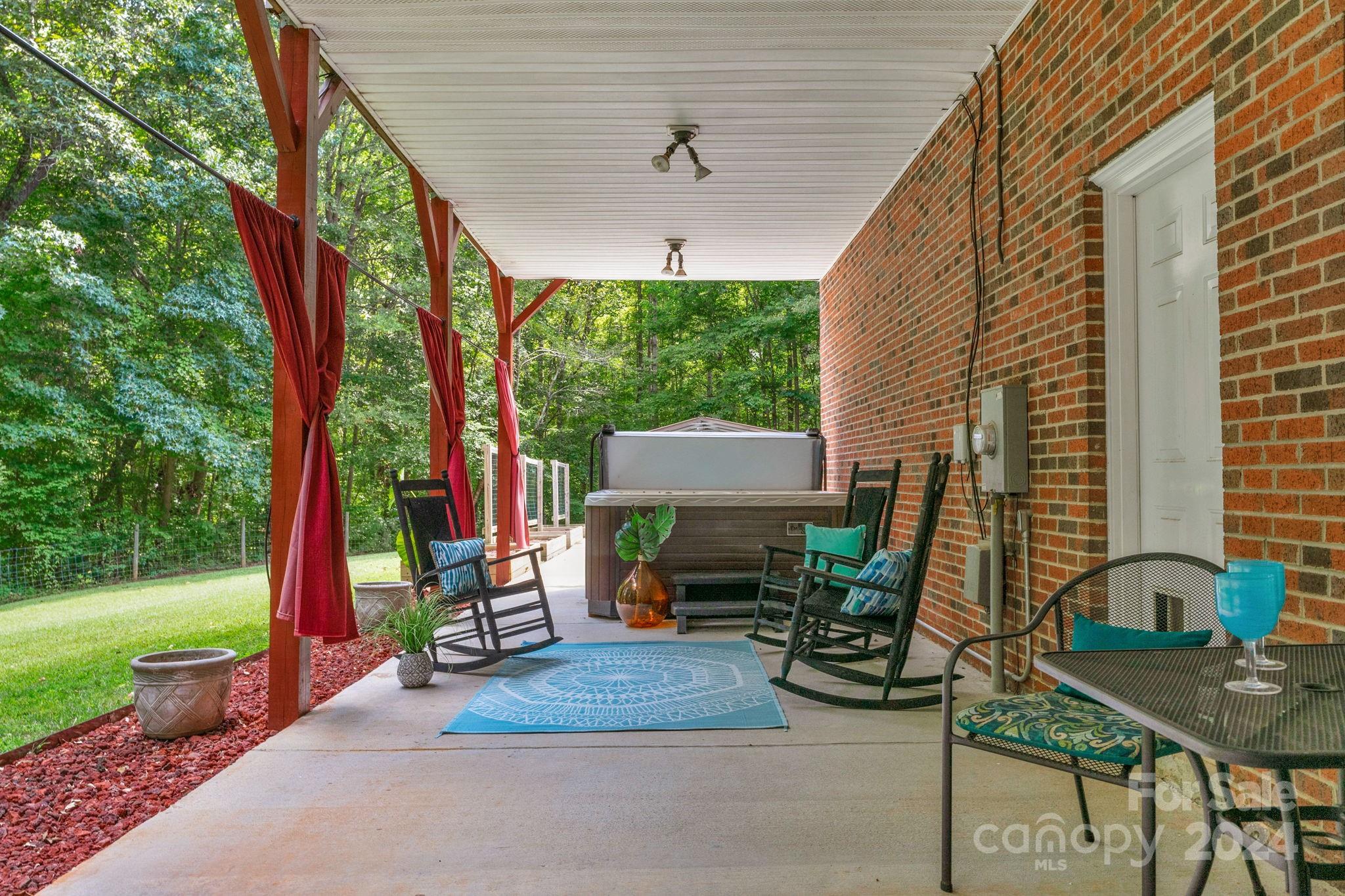 721 Rocky Ridge Court