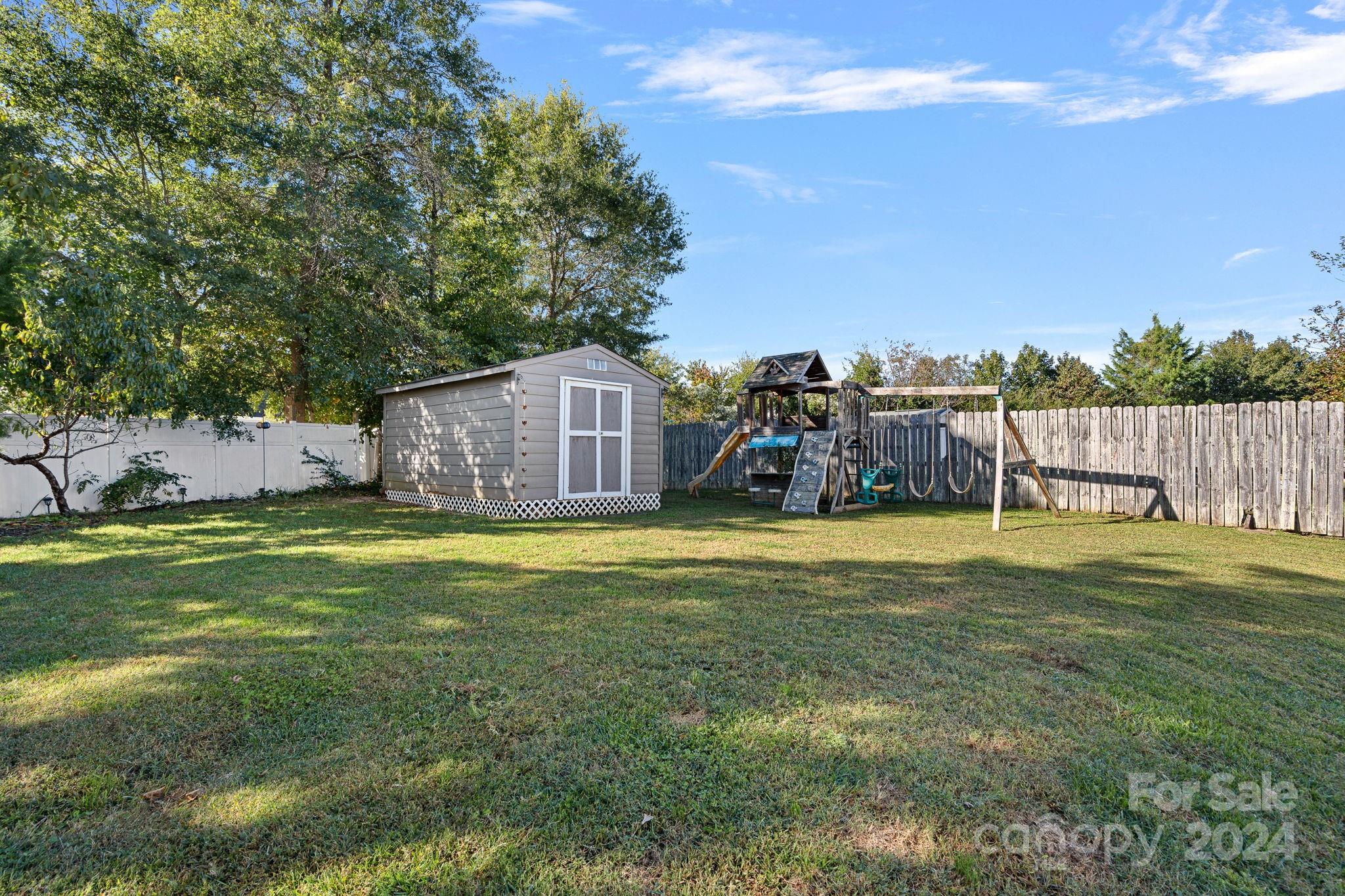 5012 Mesa Court
