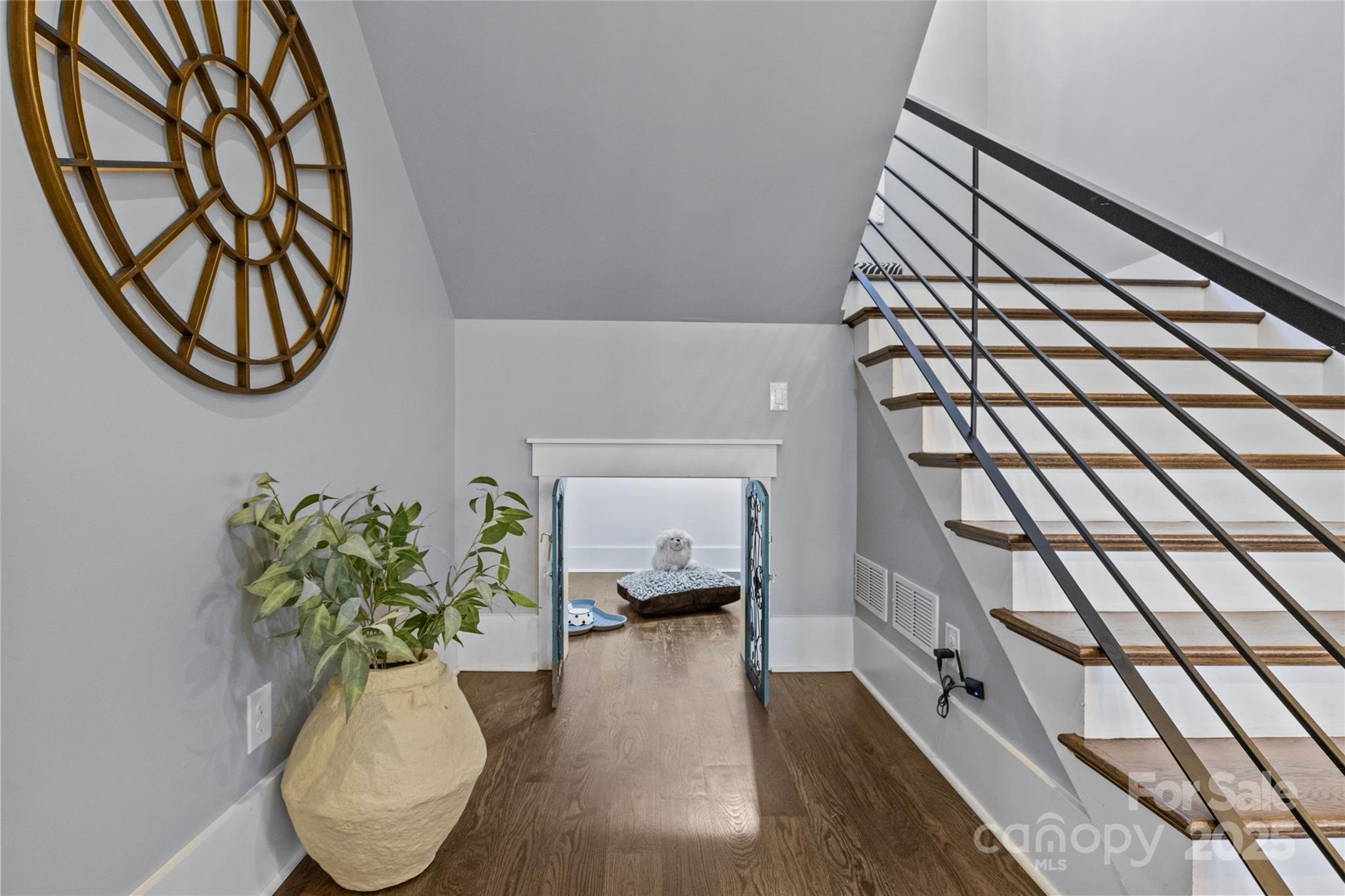 2615 Farm House Lane