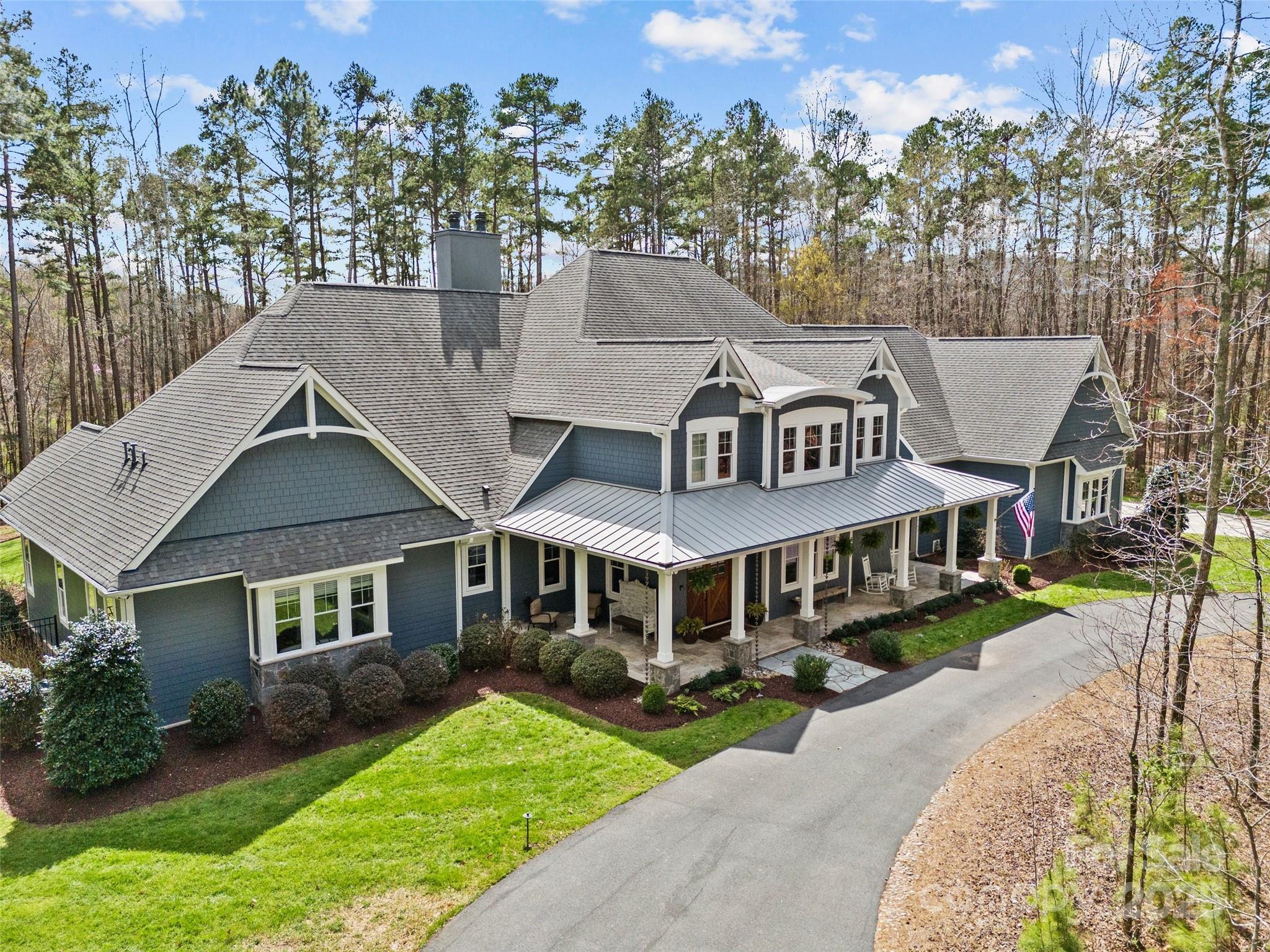 2615 Farm House Lane