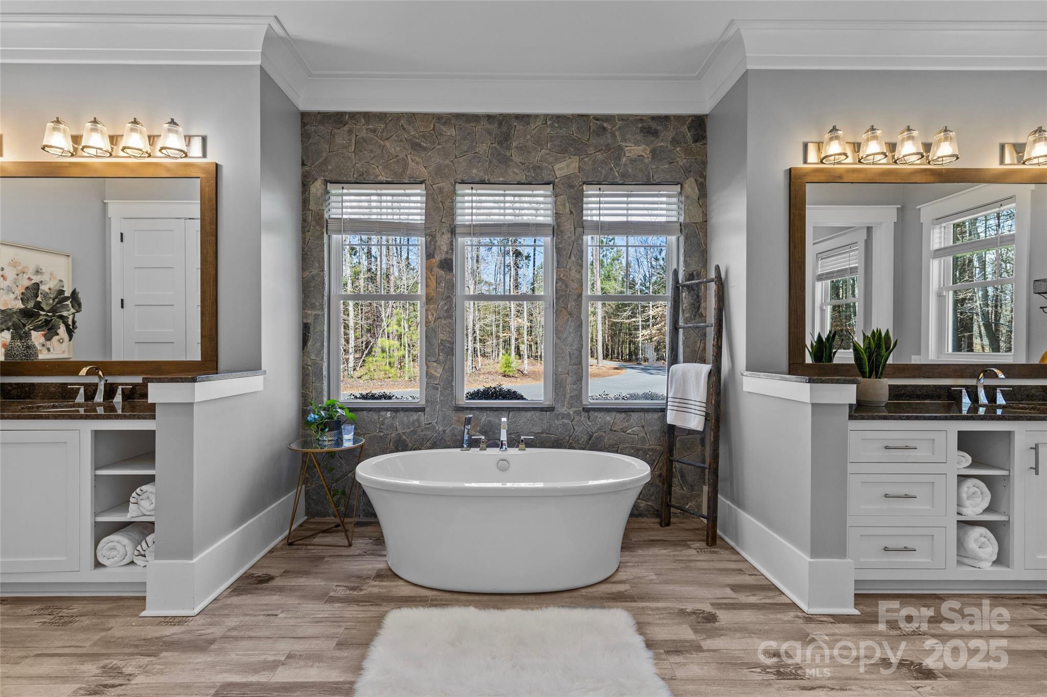 2615 Farm House Lane