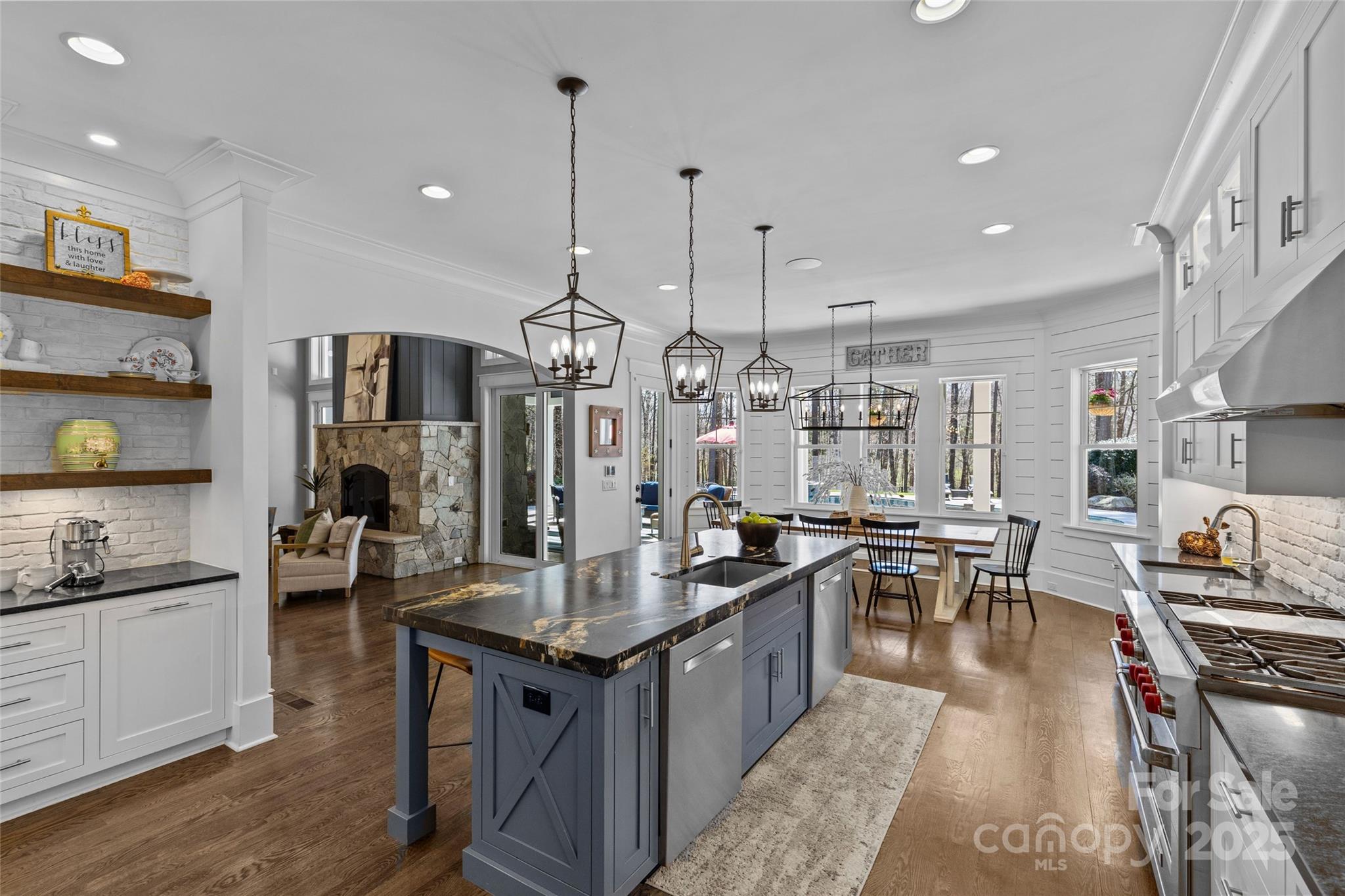 2615 Farm House Lane