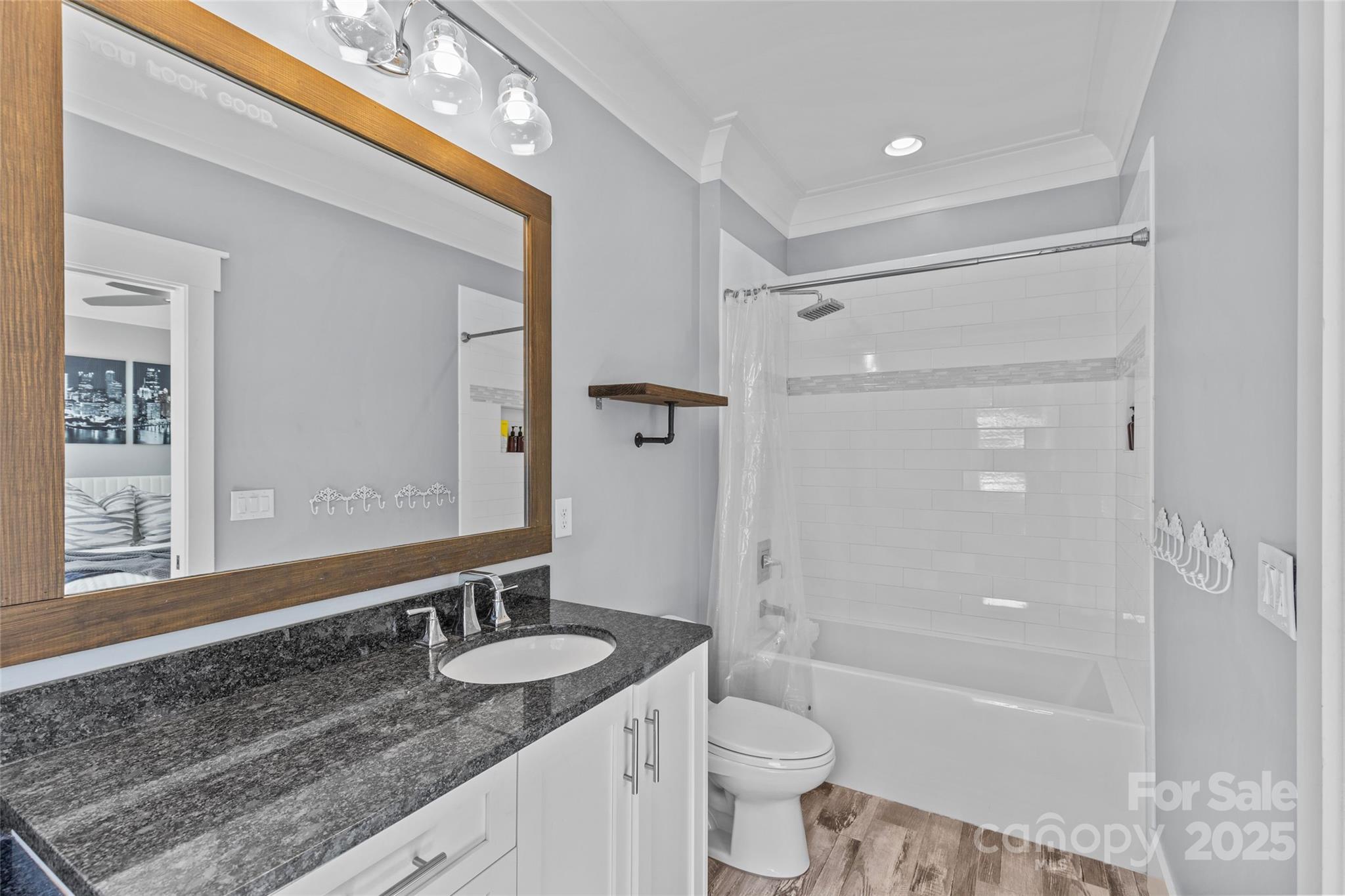 2615 Farm House Lane