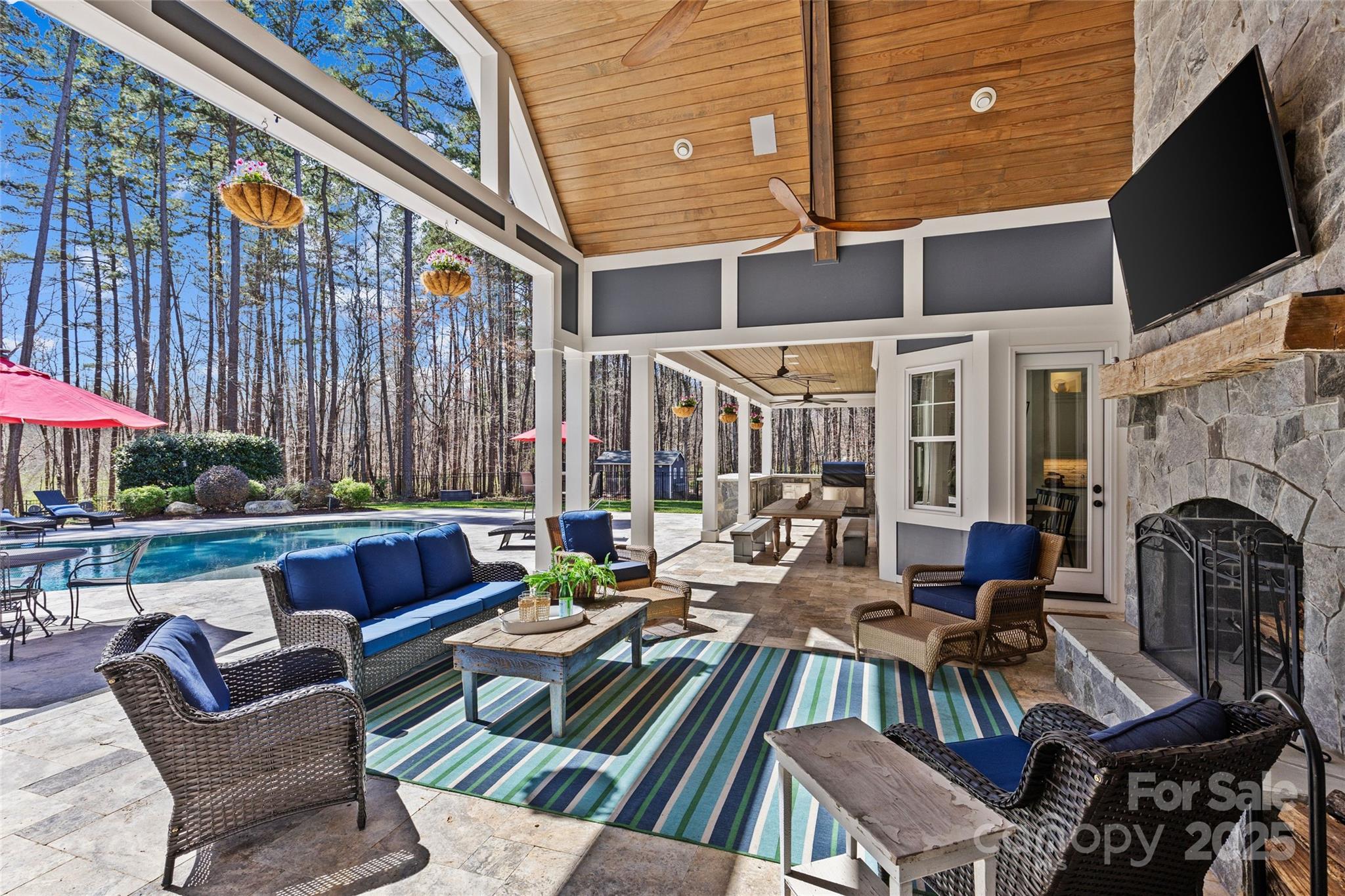 2615 Farm House Lane