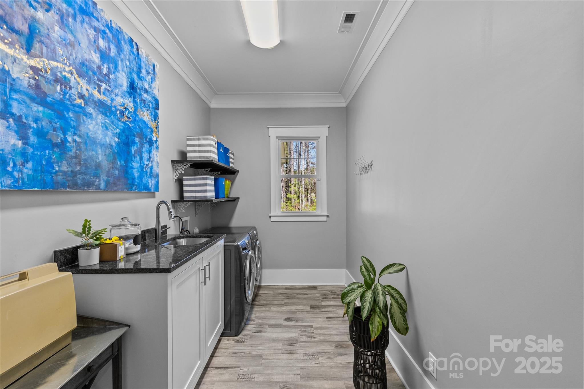 2615 Farm House Lane