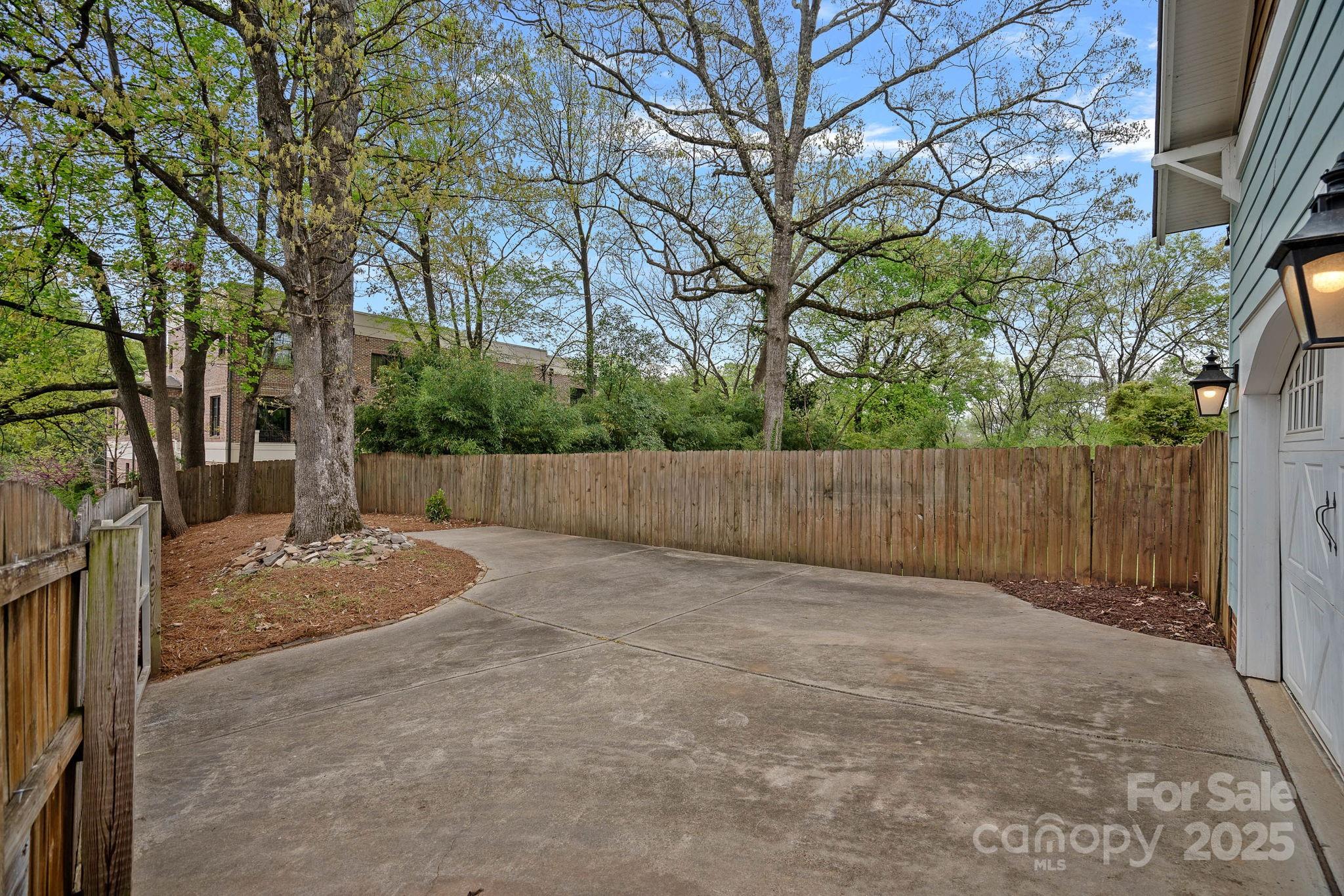 1801 Wilmore Drive