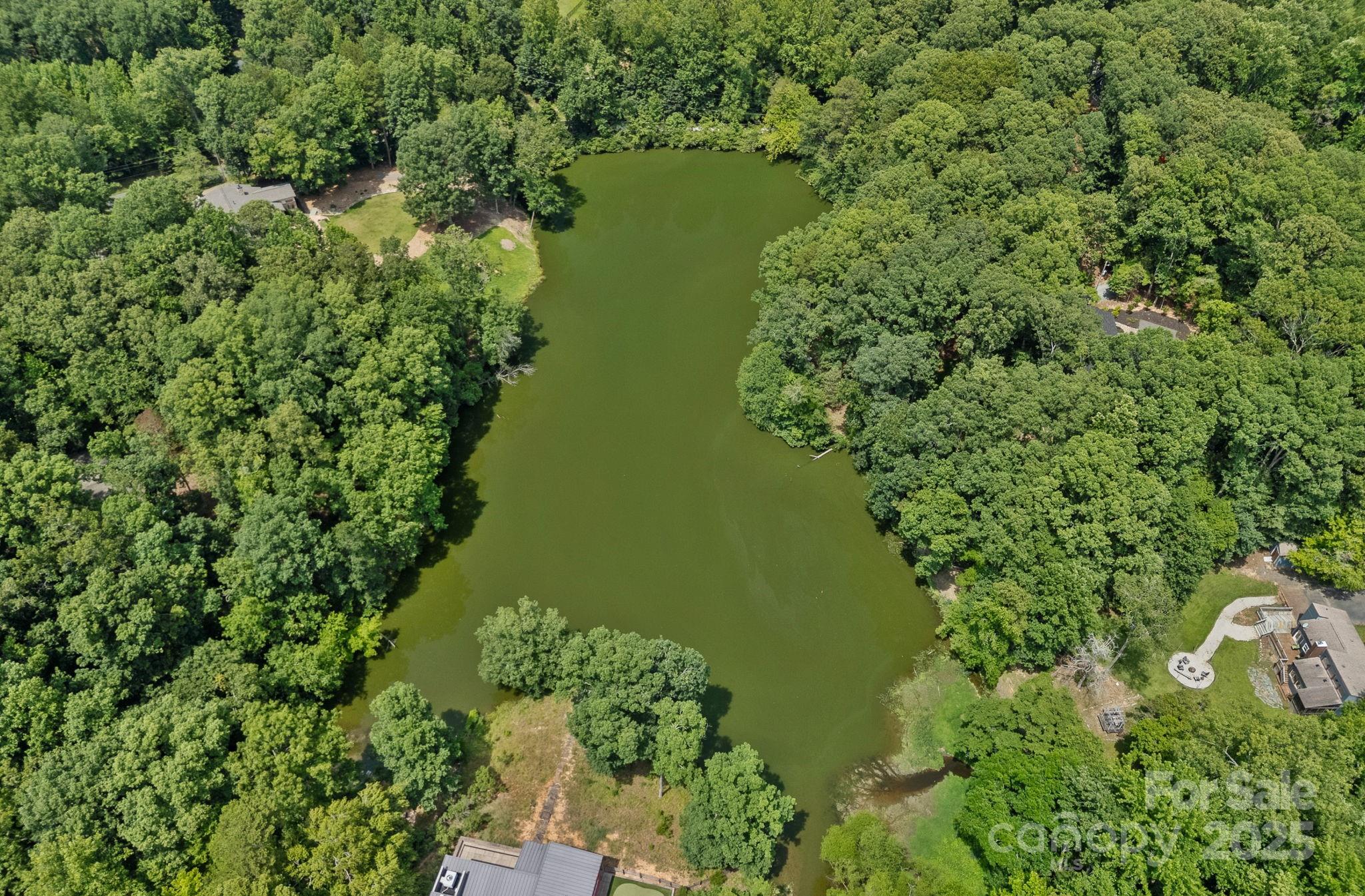 640 Lochaven Road