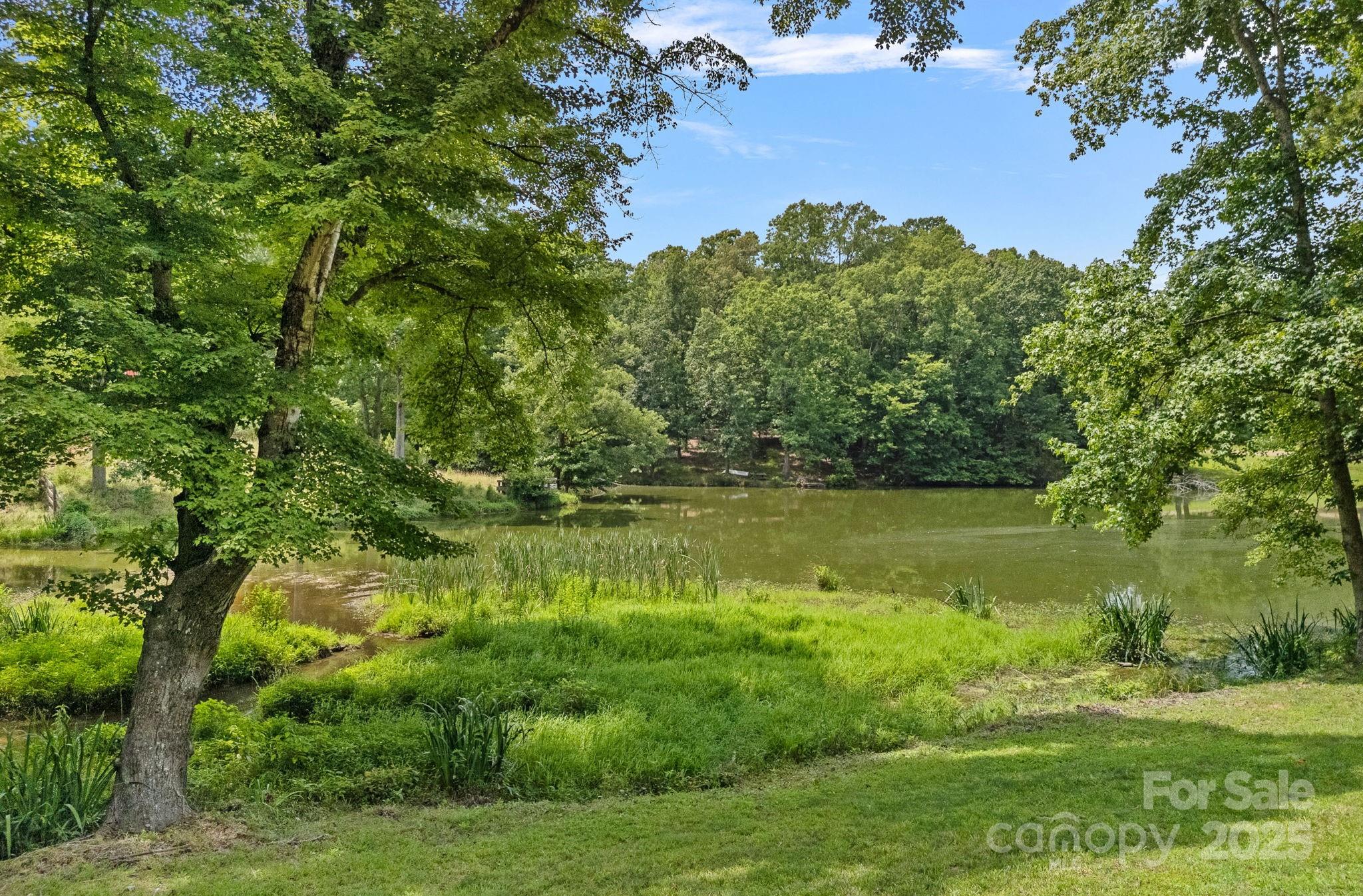640 Lochaven Road