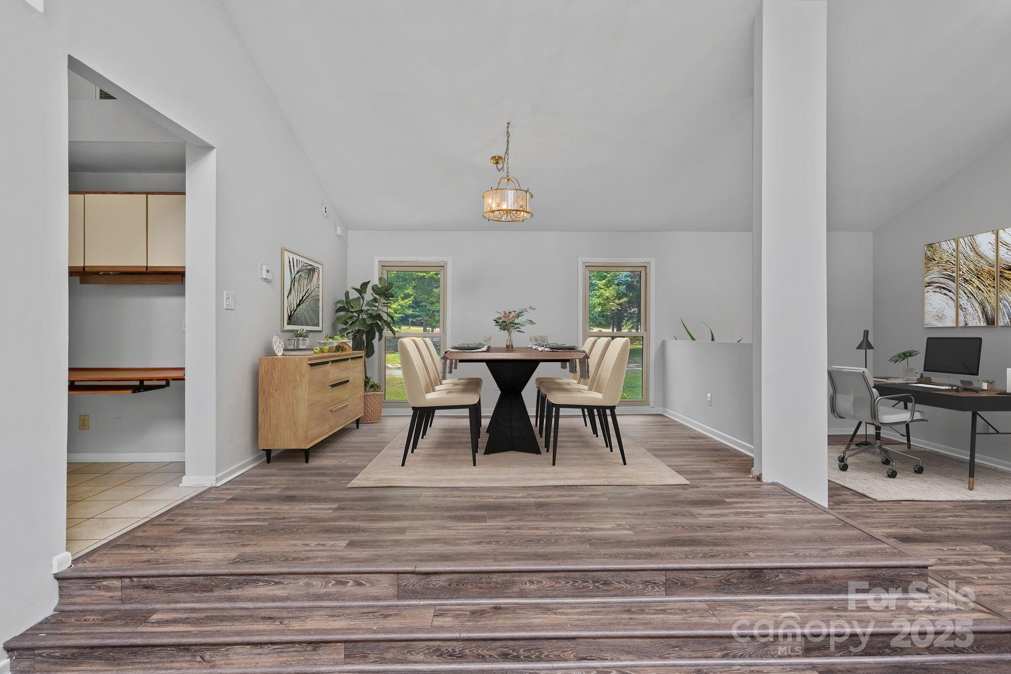640 Lochaven Road