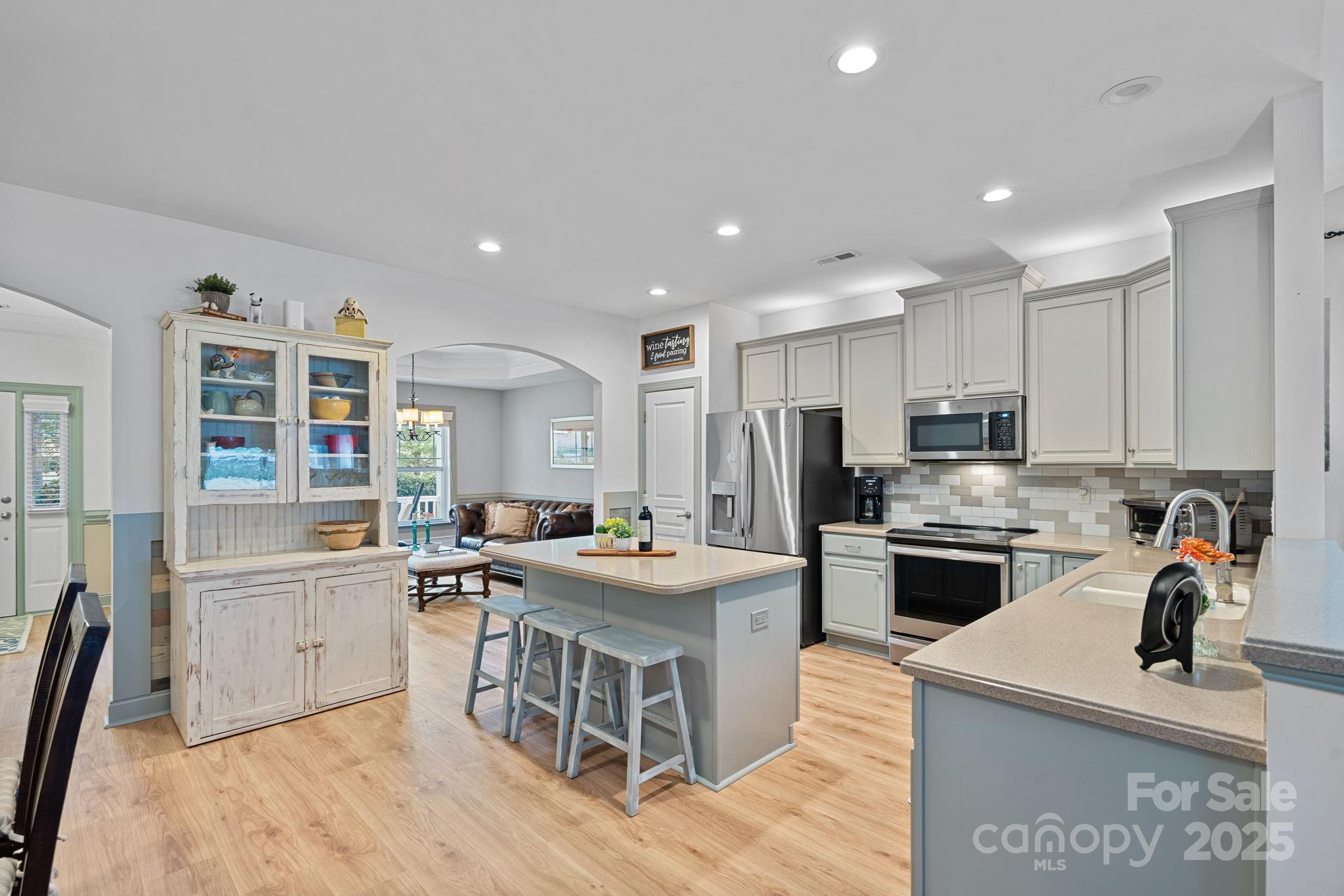 1108 Phar Lap Drive