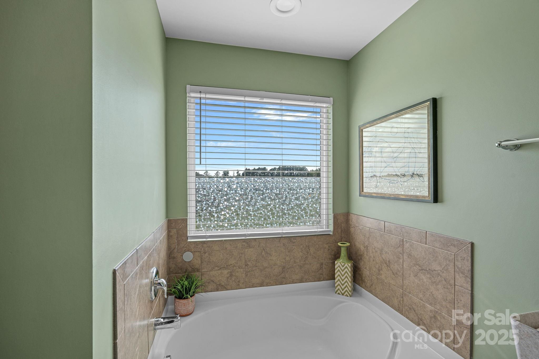 1015 Piney Point Lane