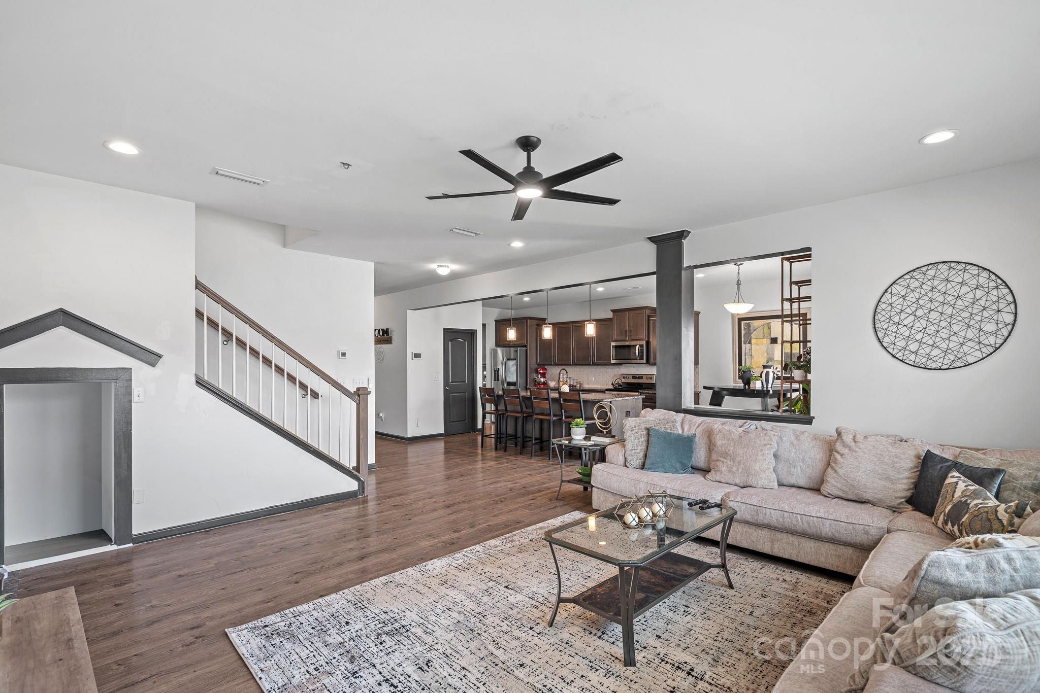 1015 Piney Point Lane