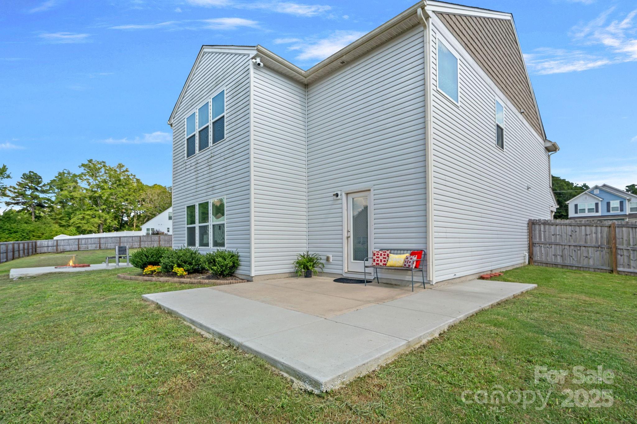 1015 Piney Point Lane