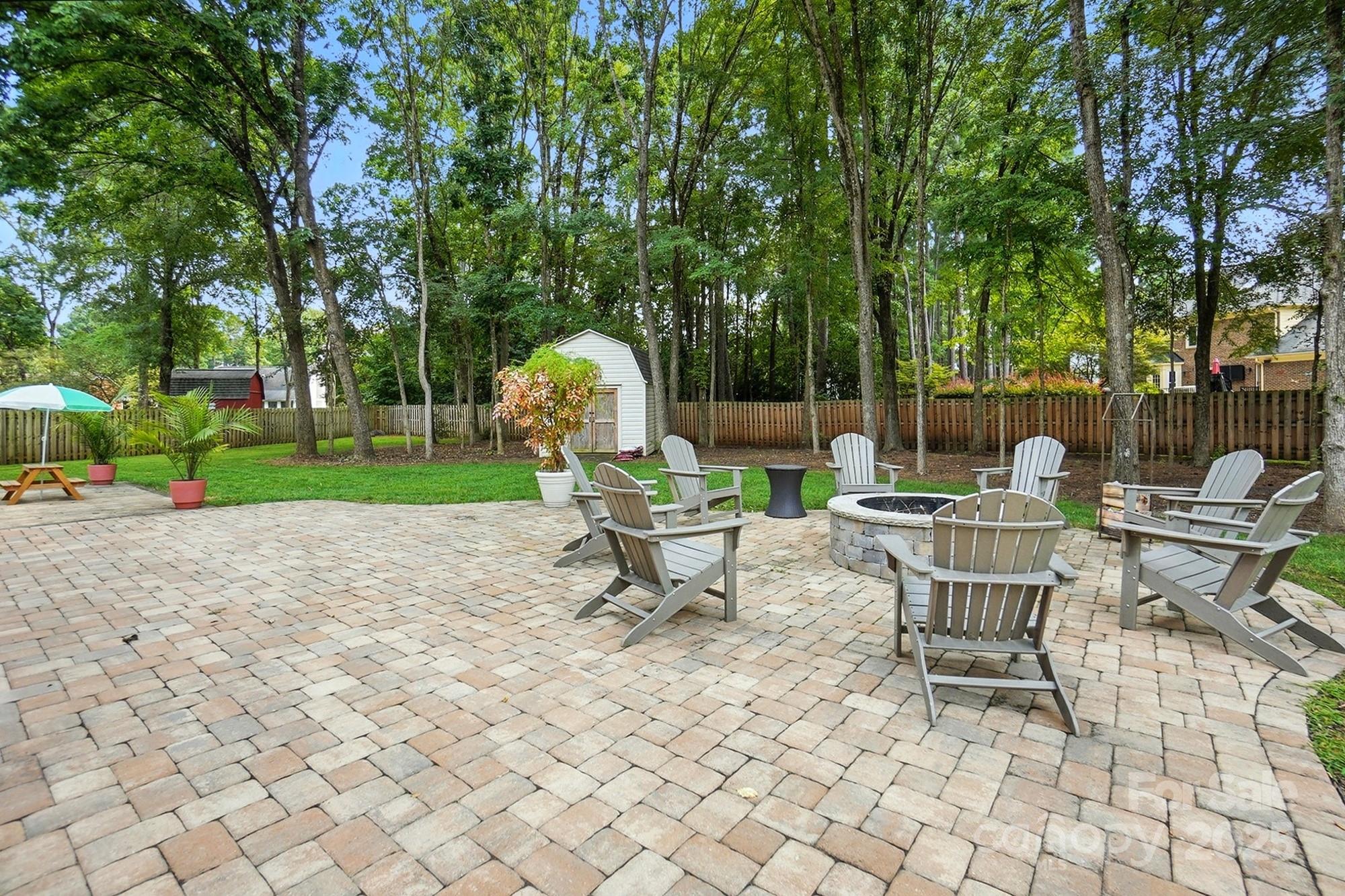 7551 Yellow Pine Court