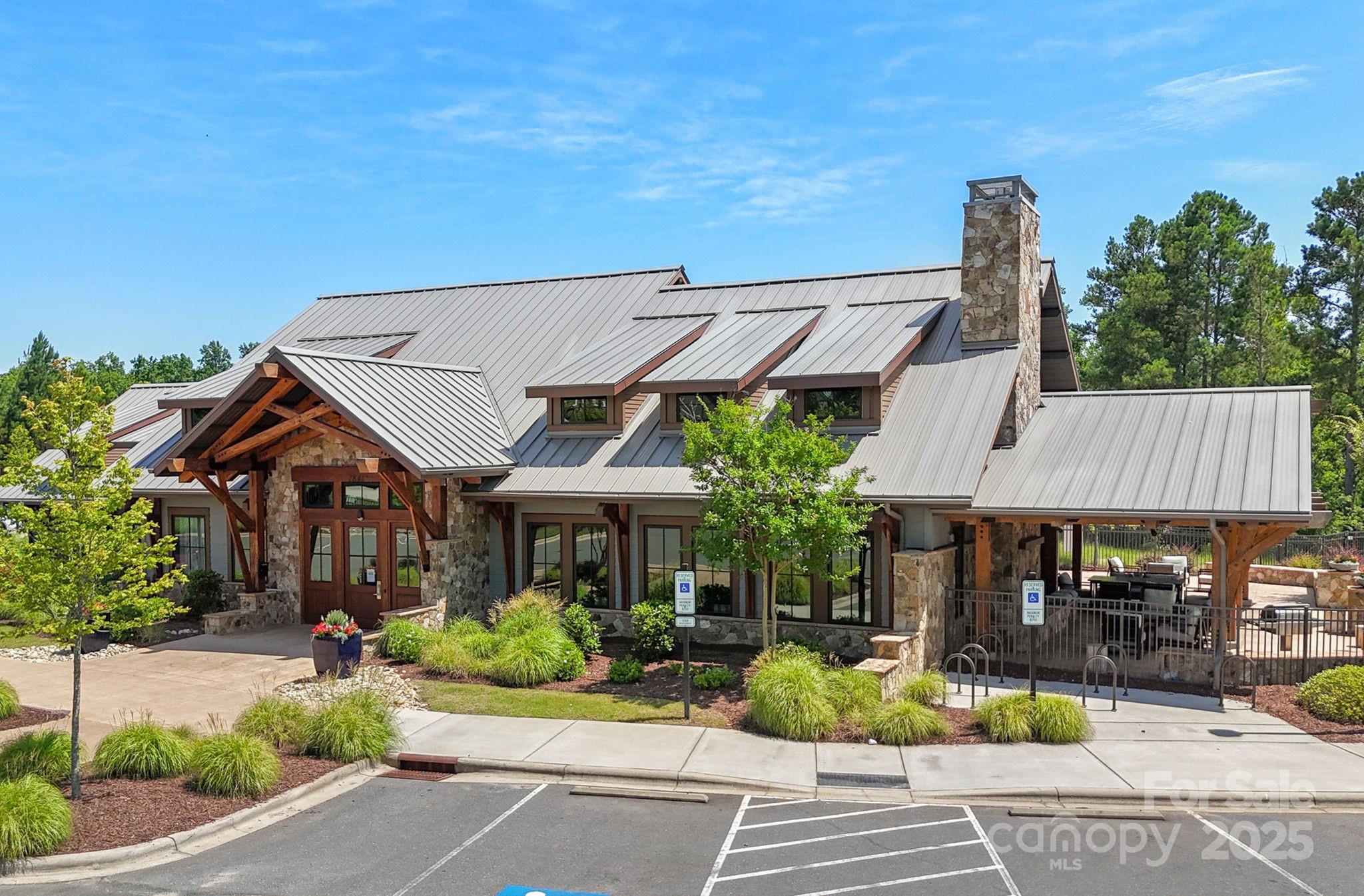 2253 Masons Bend Drive