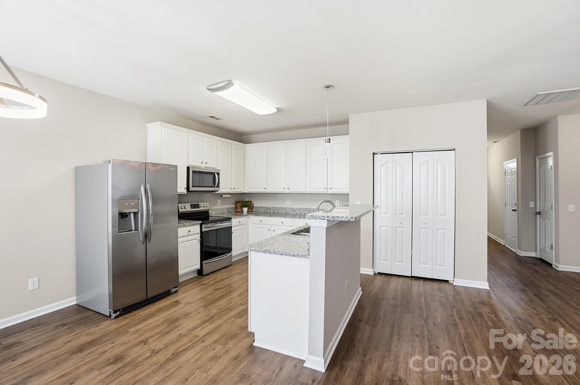 9814 Forest Run Lane