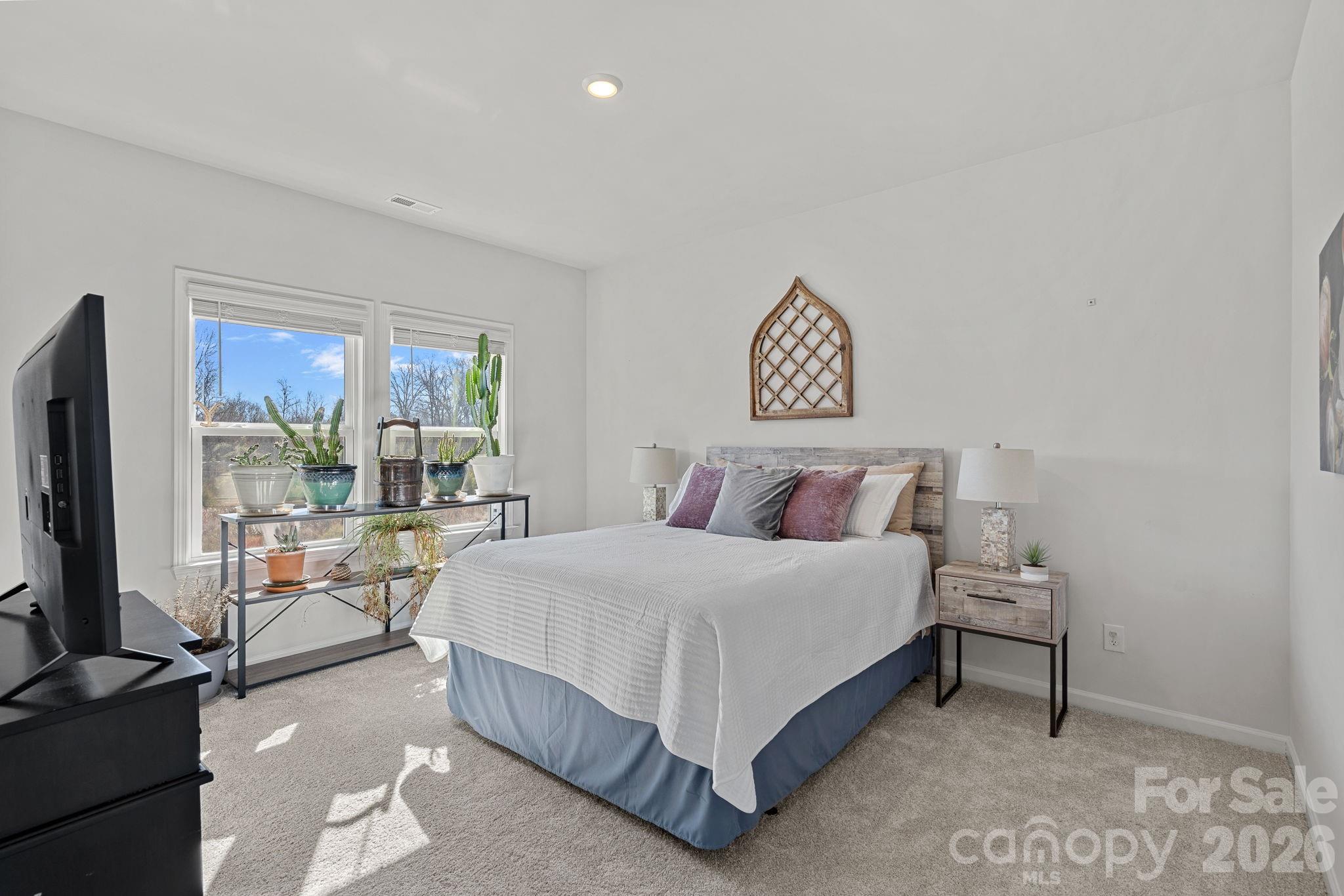 406 Portrait Way