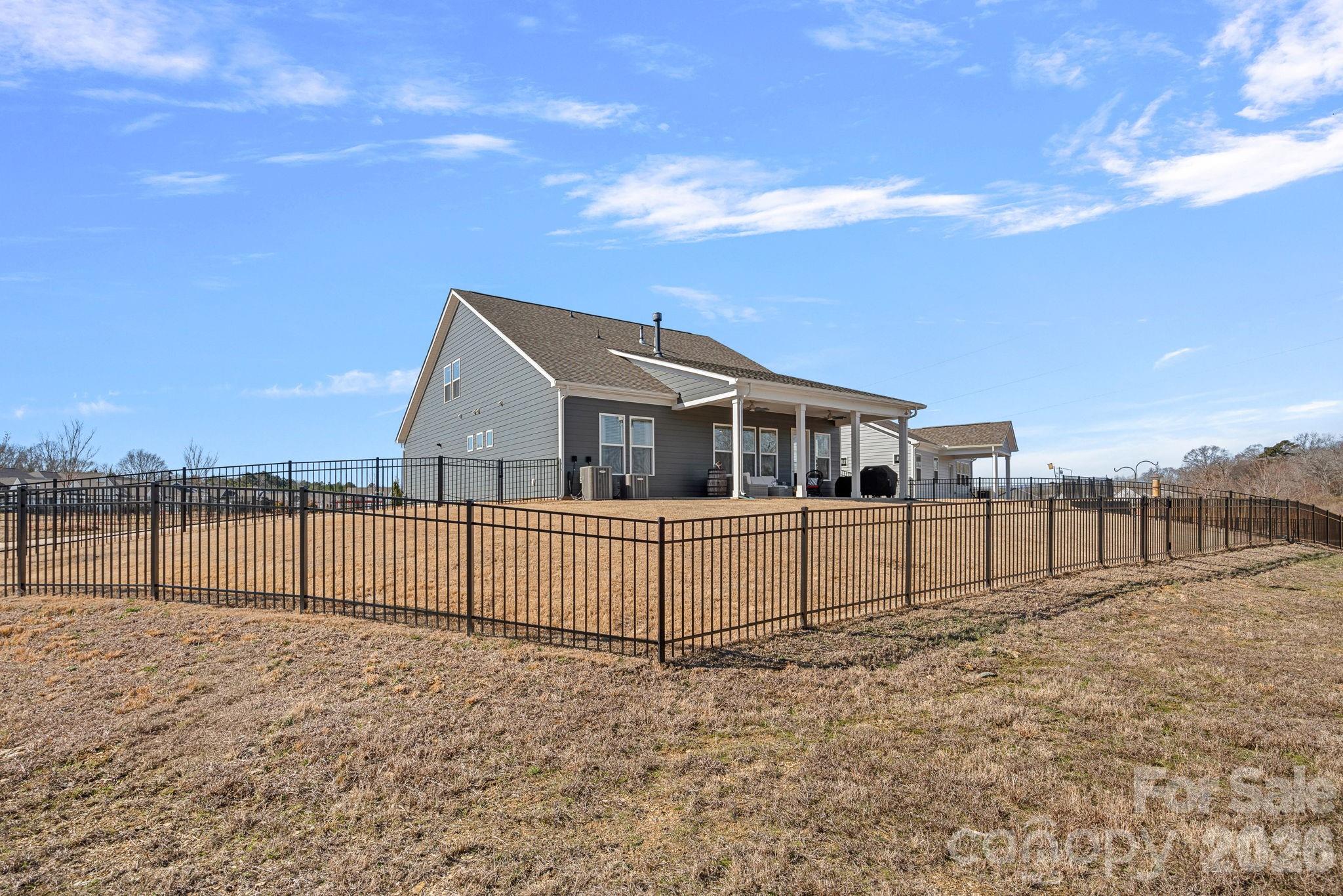 406 Portrait Way