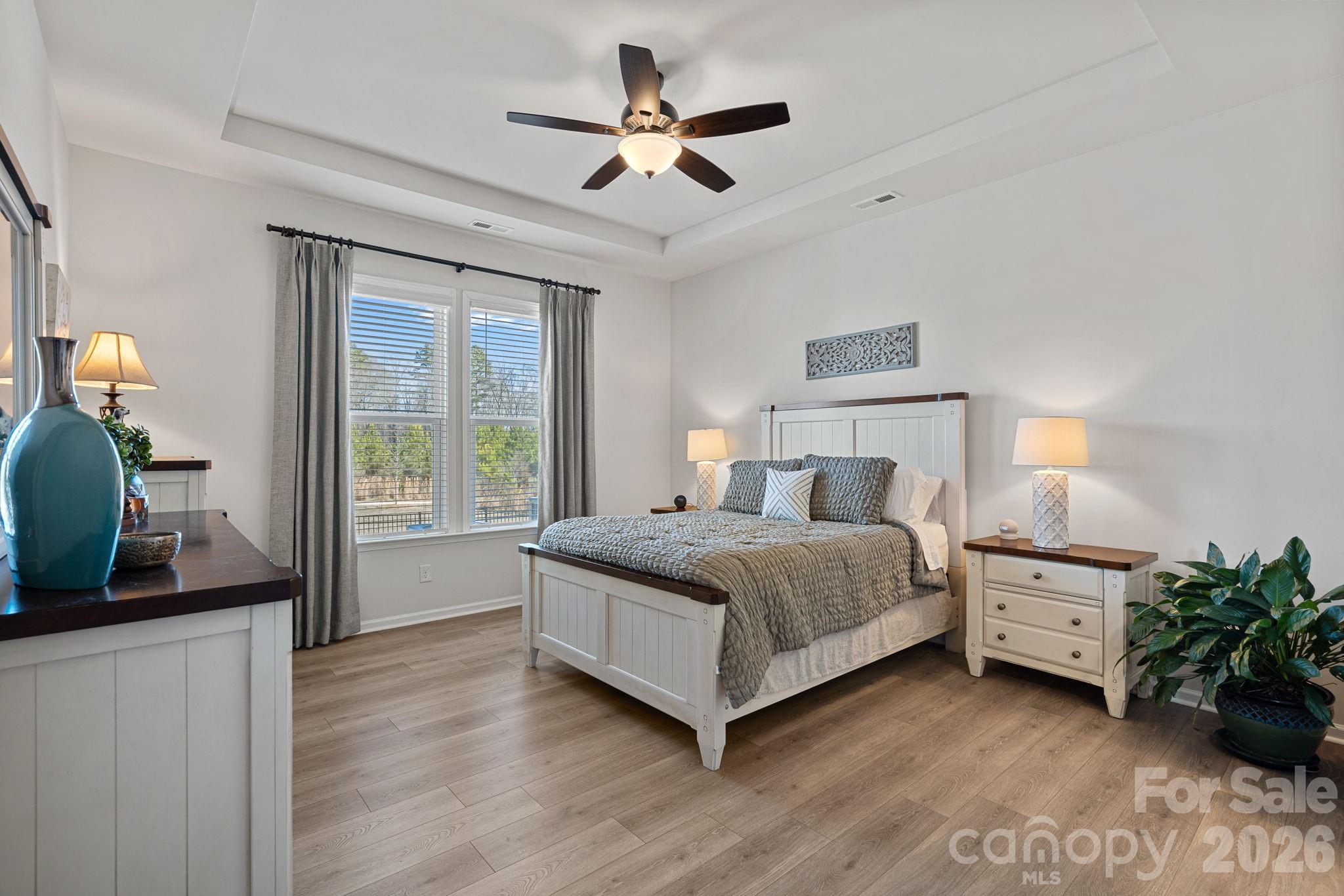 406 Portrait Way
