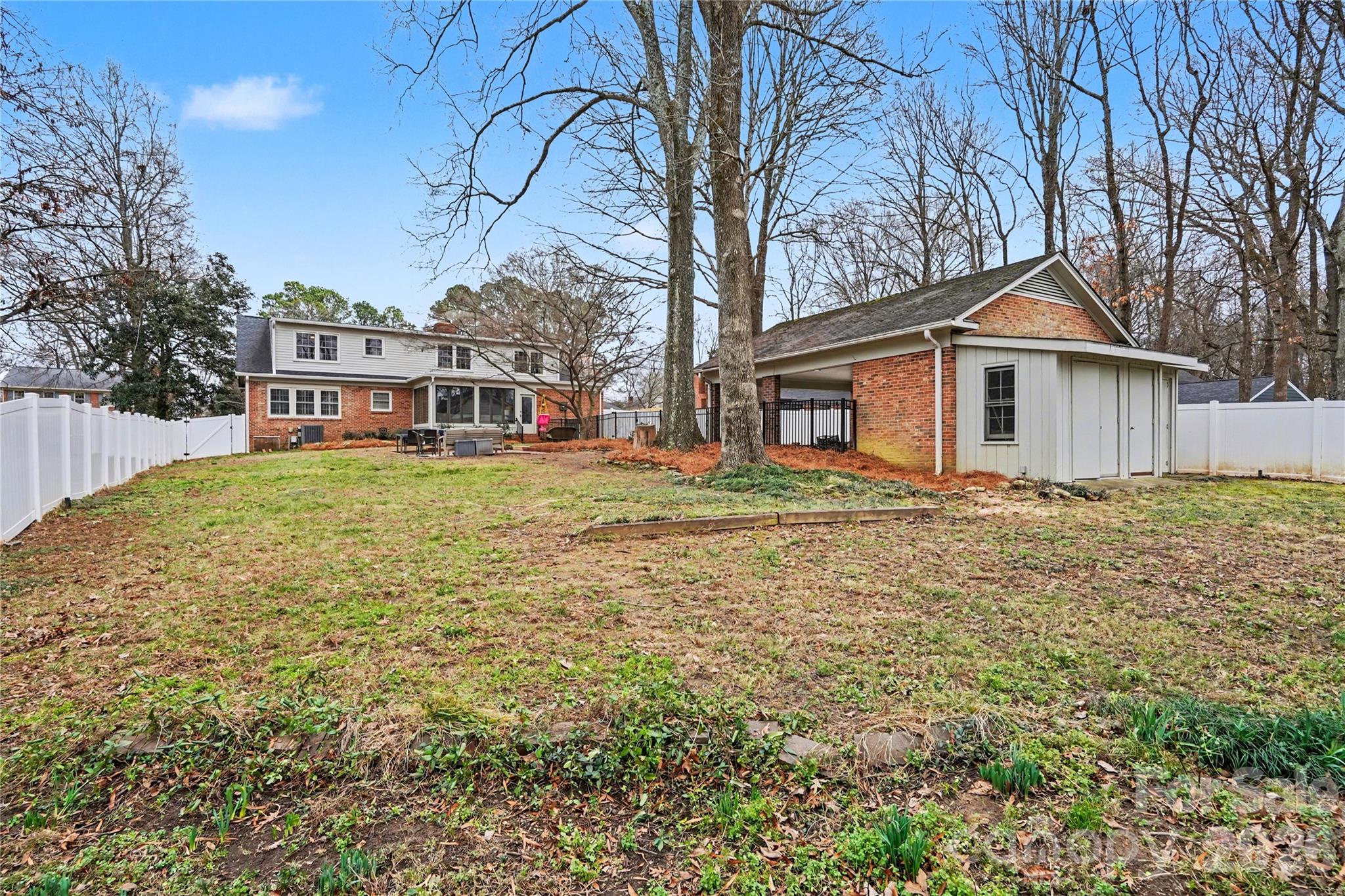 819 Ashmeade Road