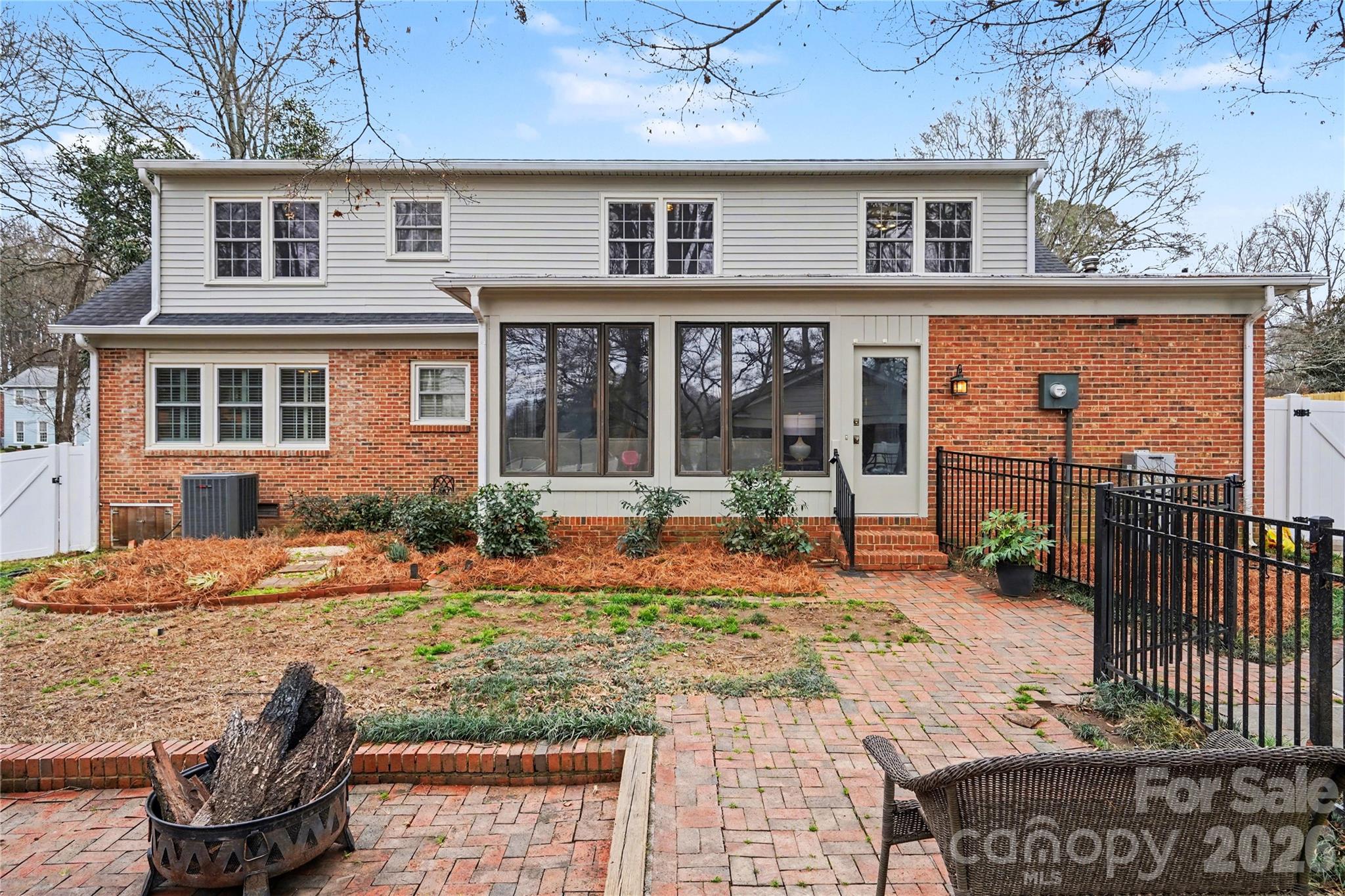 819 Ashmeade Road