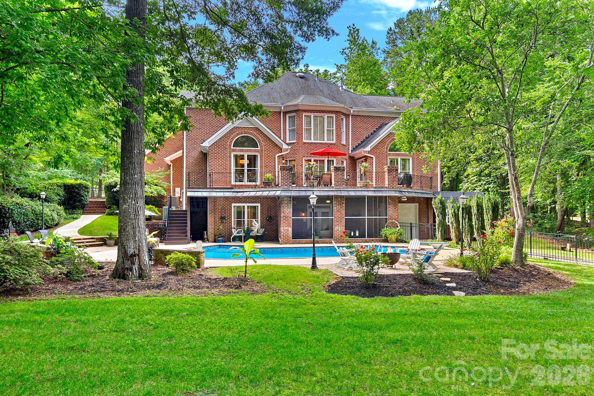 1317 Longleaf Court