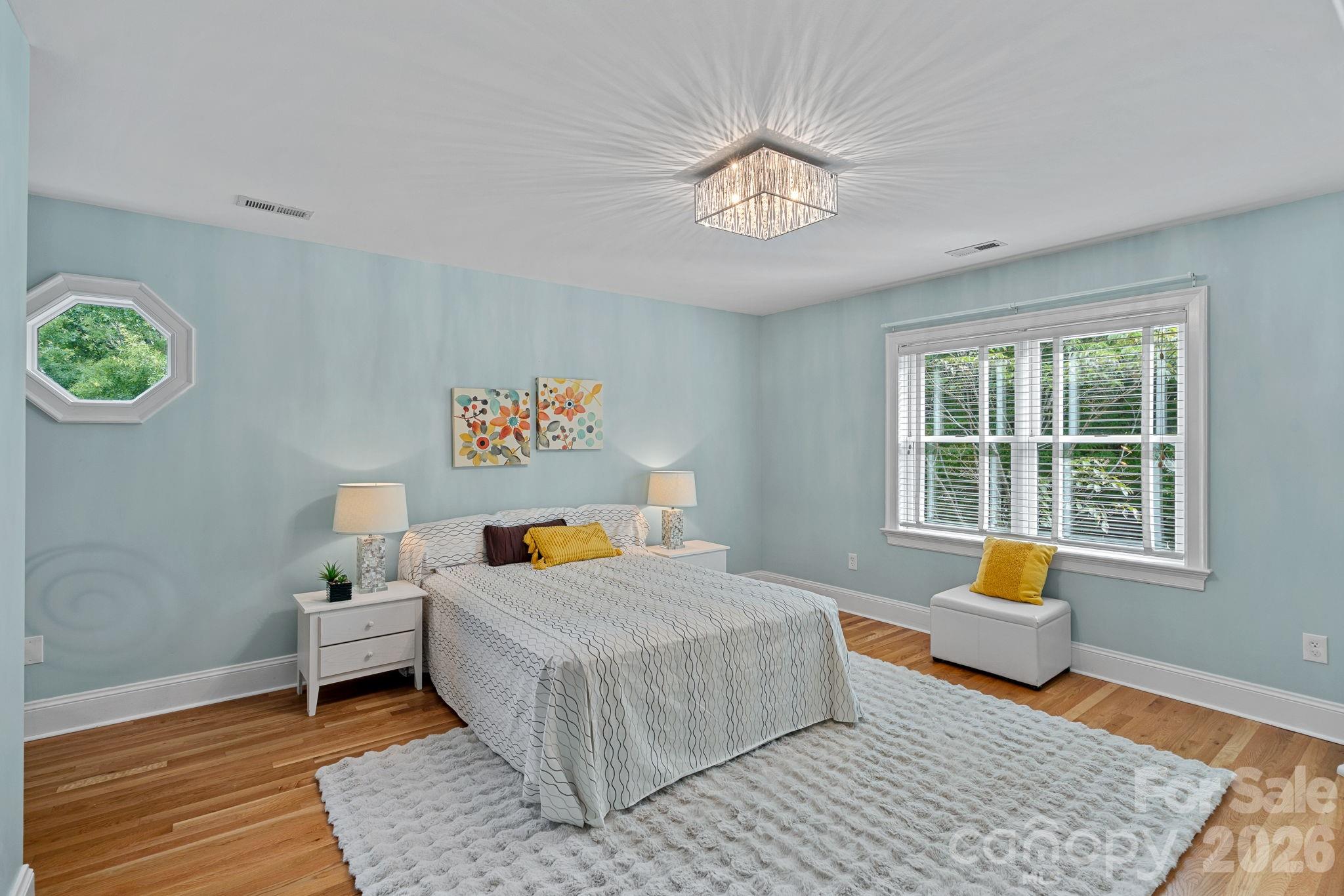 1317 Longleaf Court