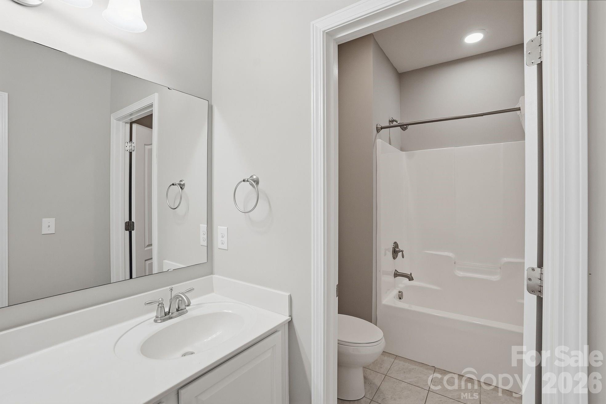 226 Hawks Creek Parkway