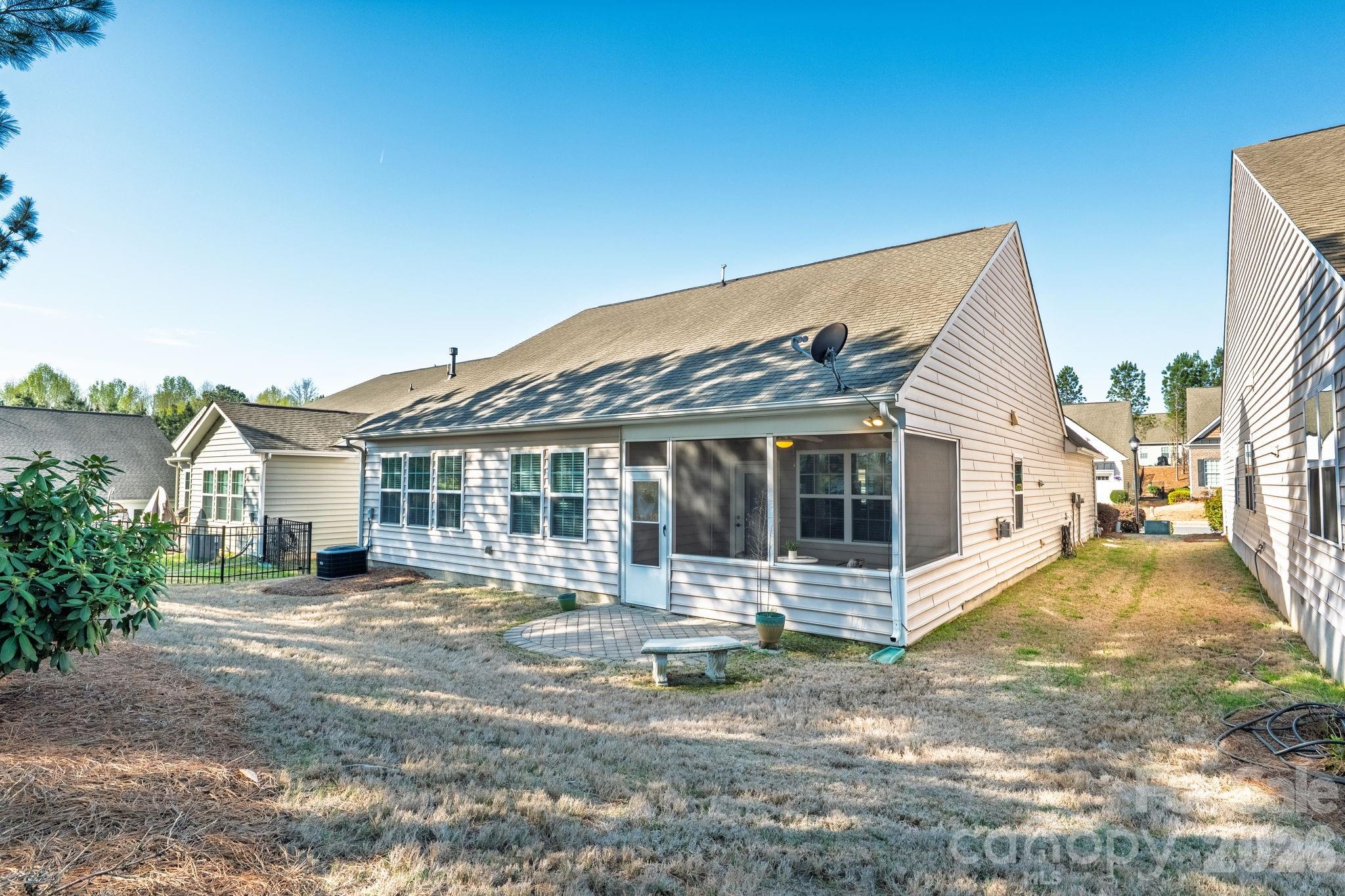 1016 Wells Lane