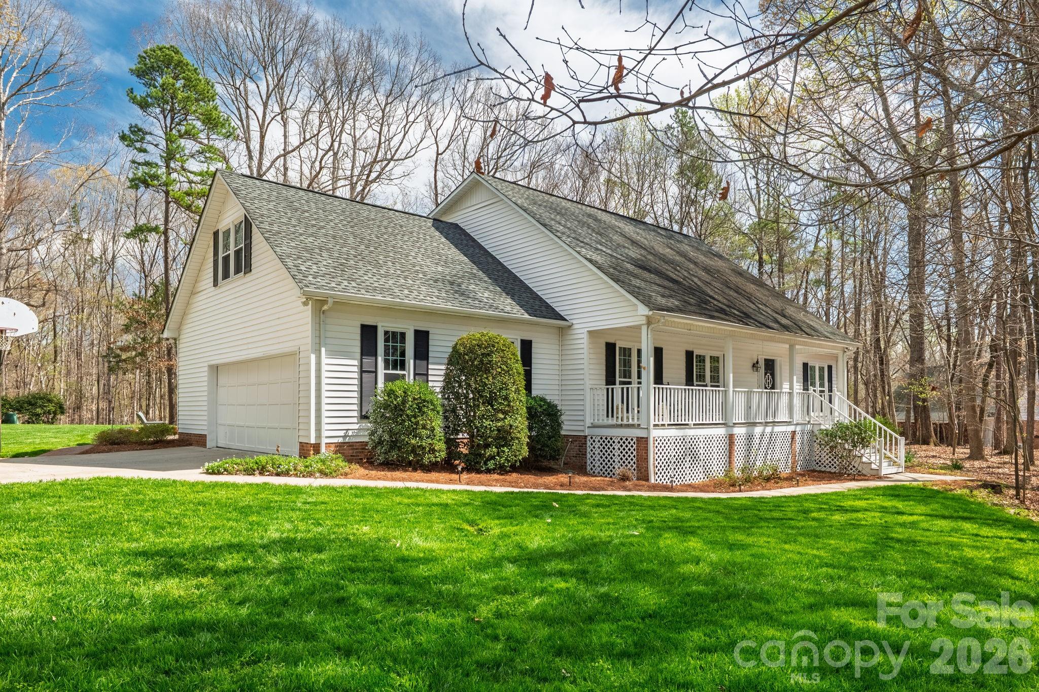 801 Reverdy Lane