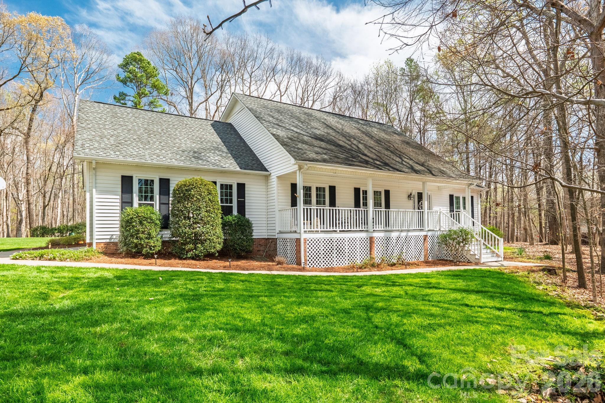 801 Reverdy Lane