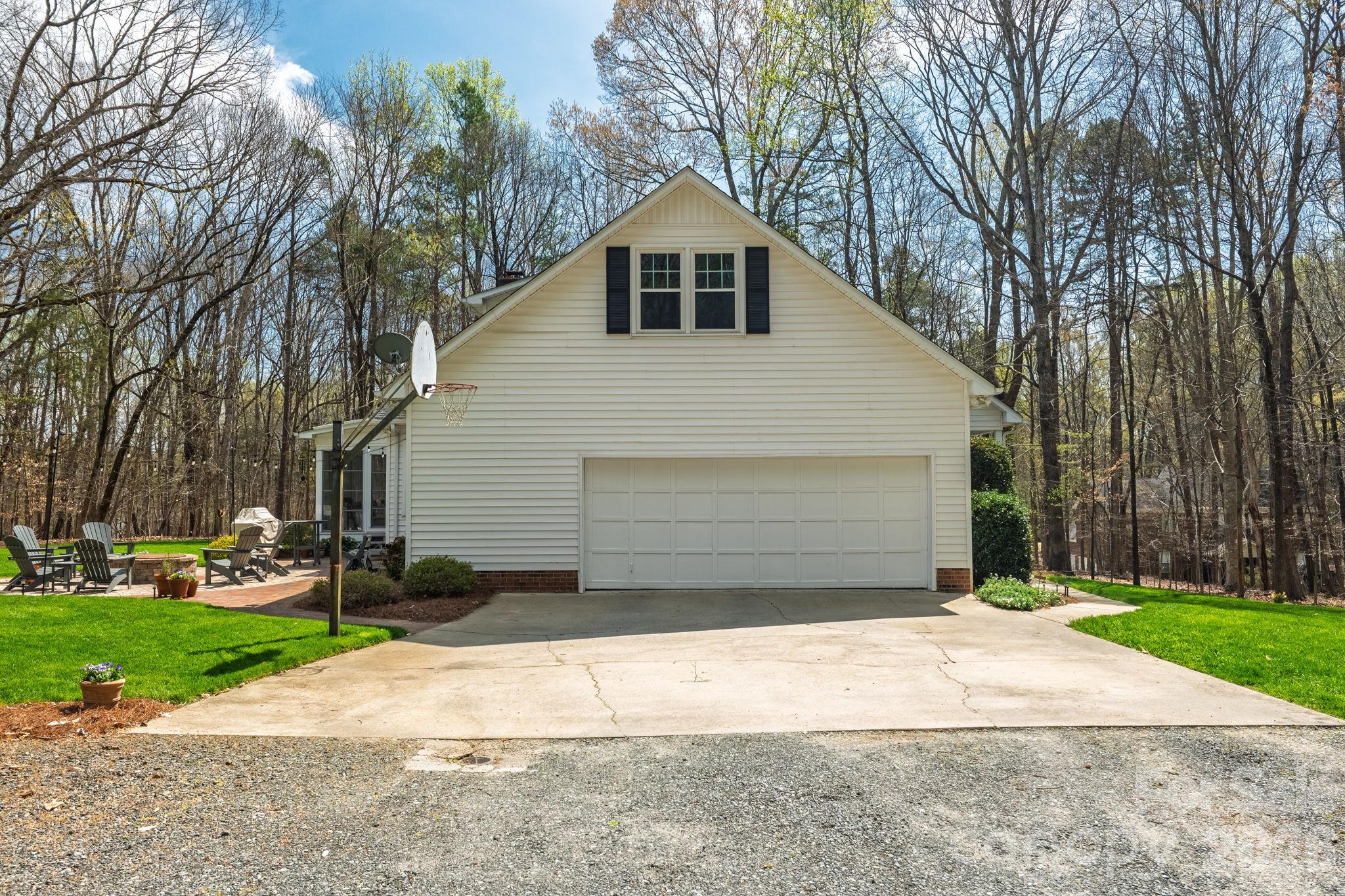 801 Reverdy Lane