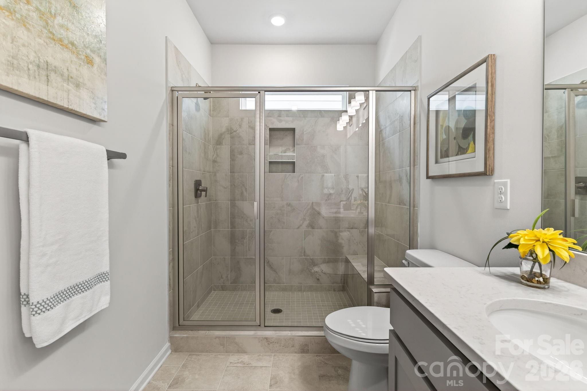 252 Portrait Way