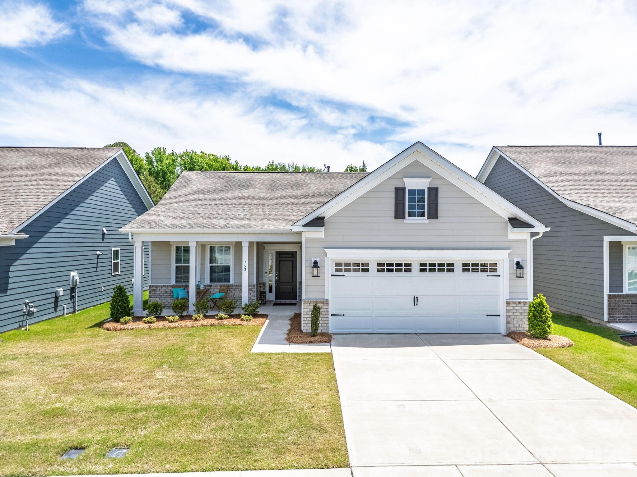 252 Portrait Way