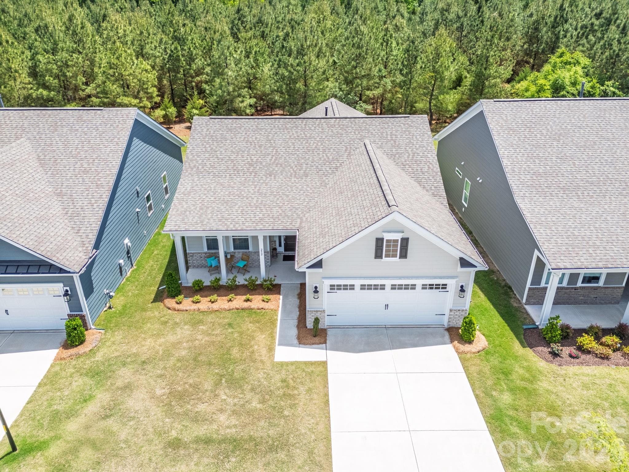 252 Portrait Way