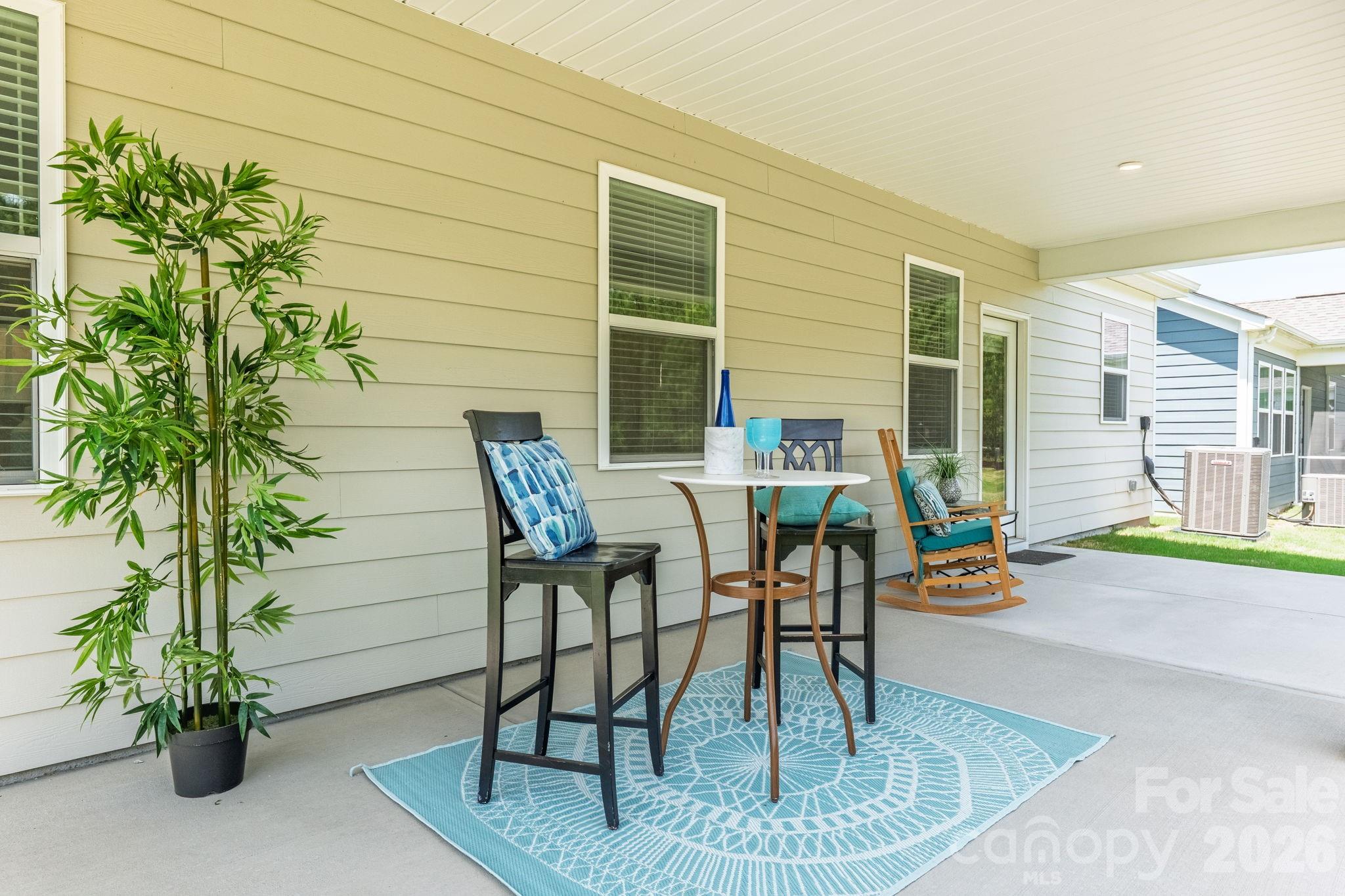 252 Portrait Way