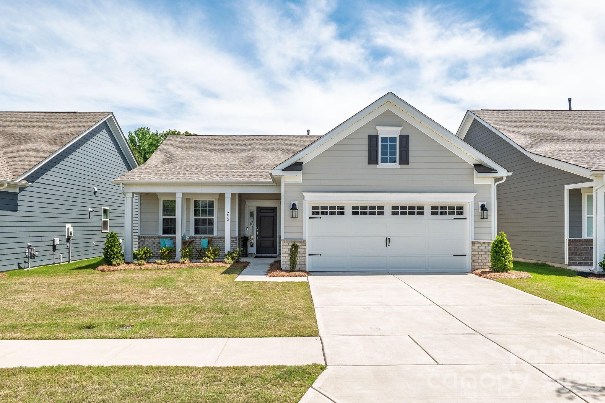 252 Portrait Way