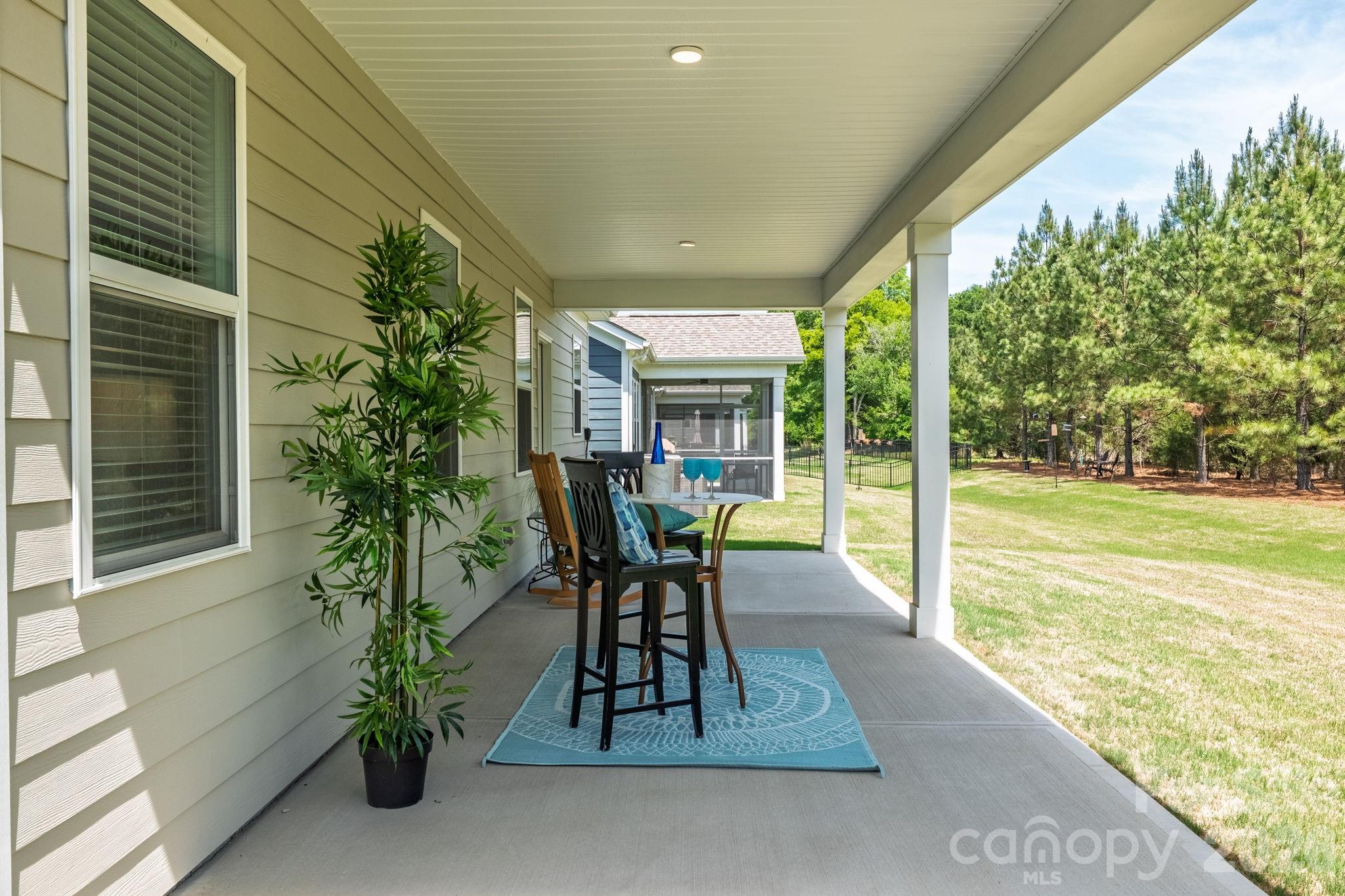 252 Portrait Way
