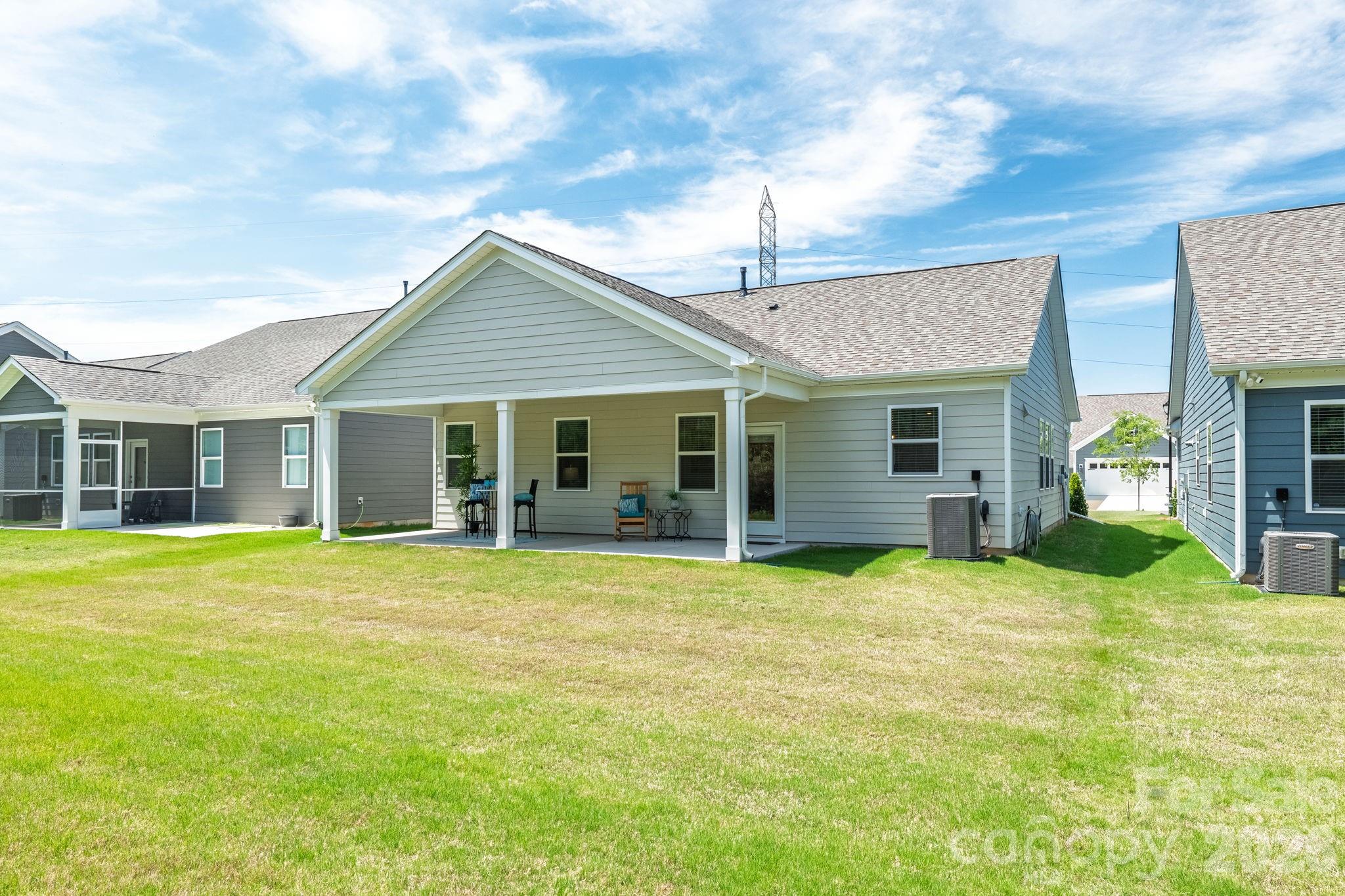 252 Portrait Way