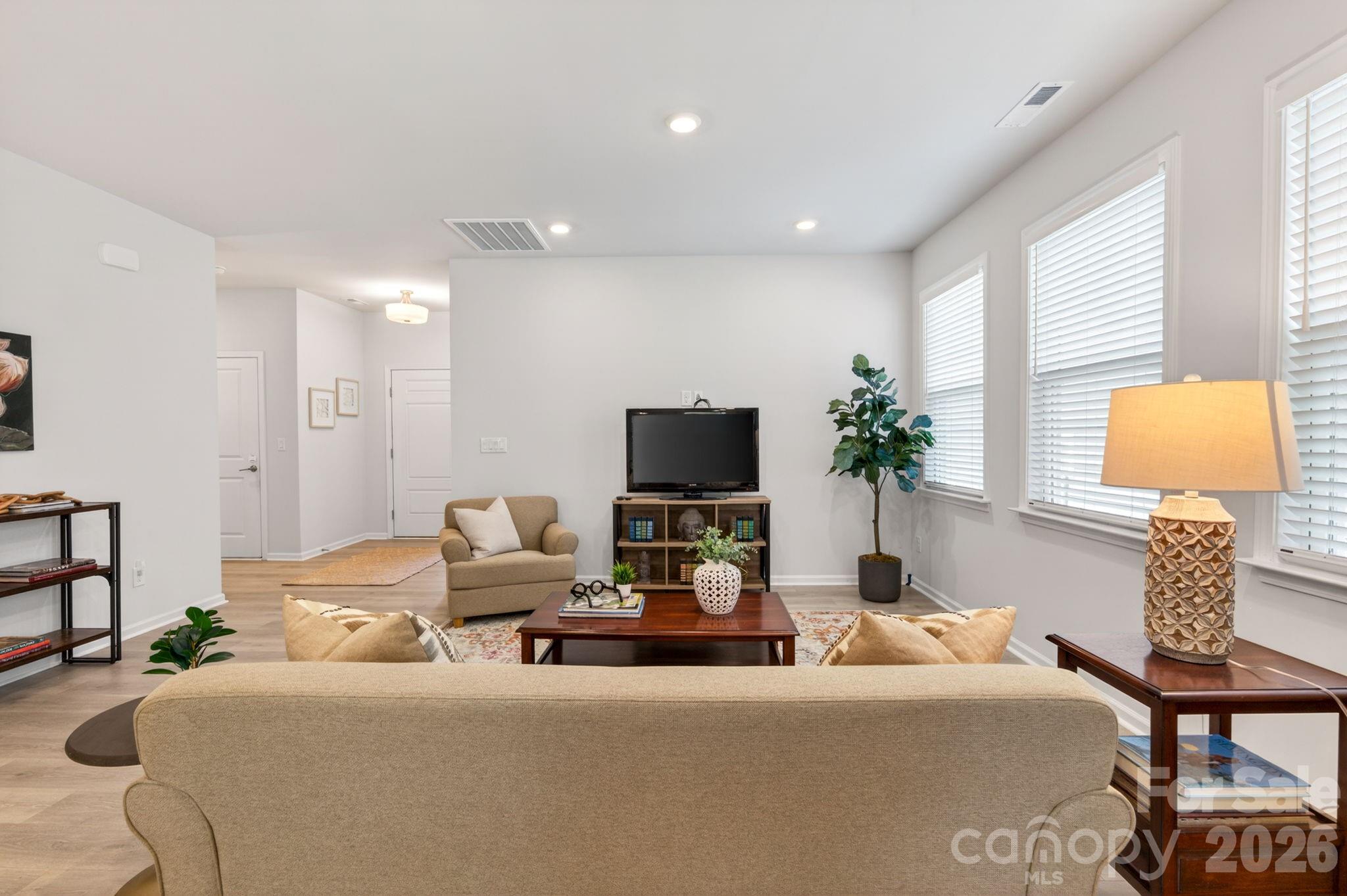 252 Portrait Way