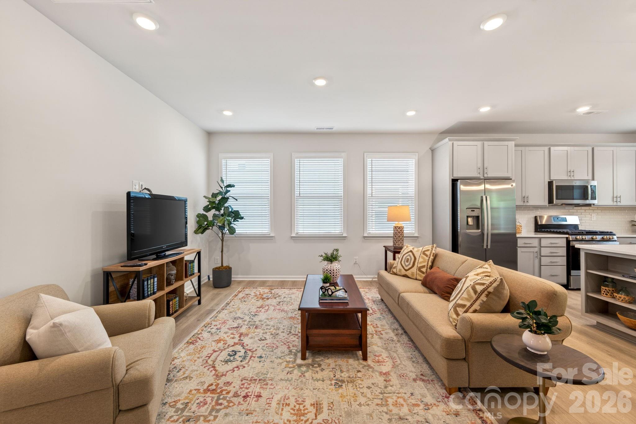 252 Portrait Way