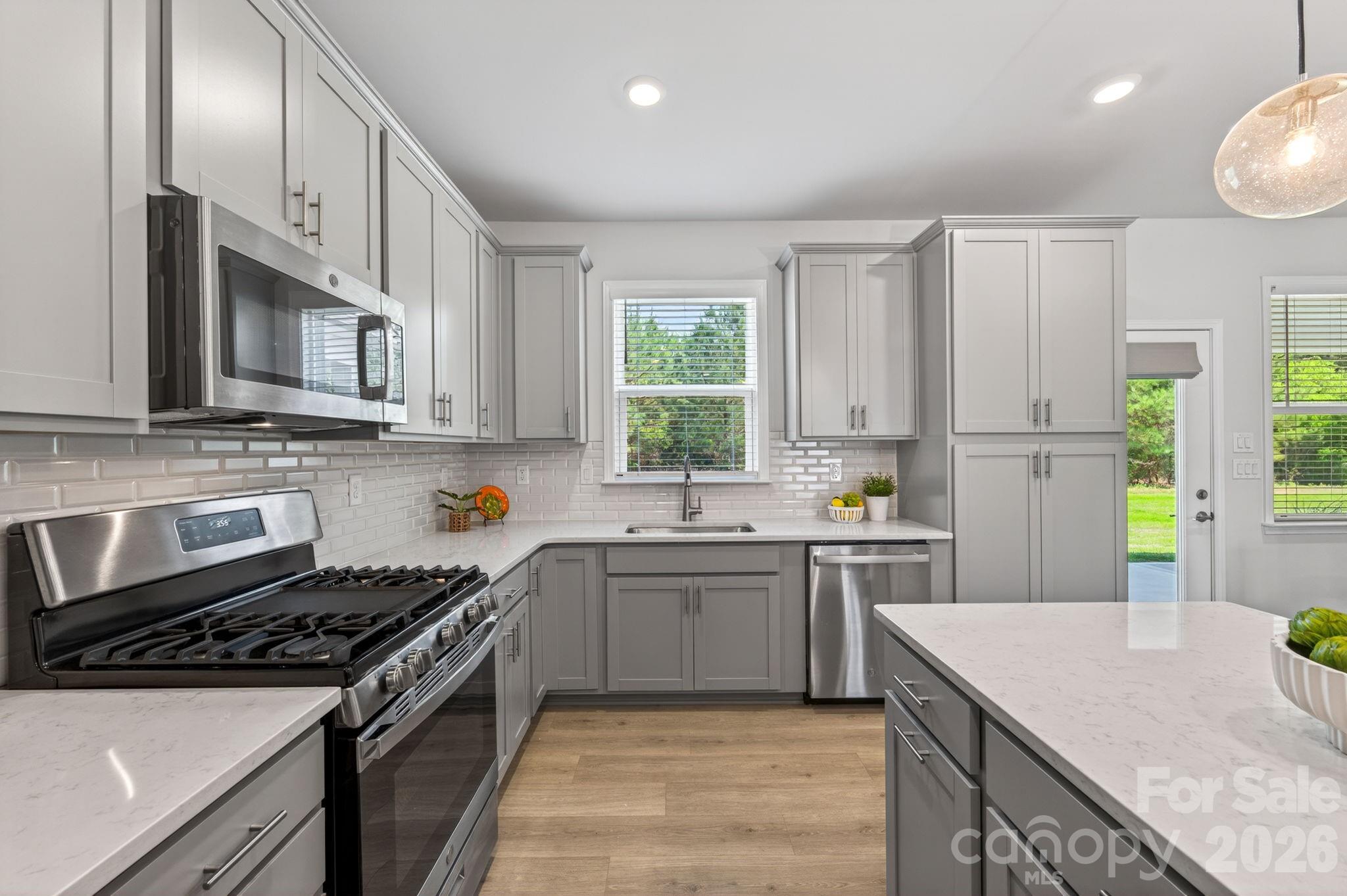 252 Portrait Way