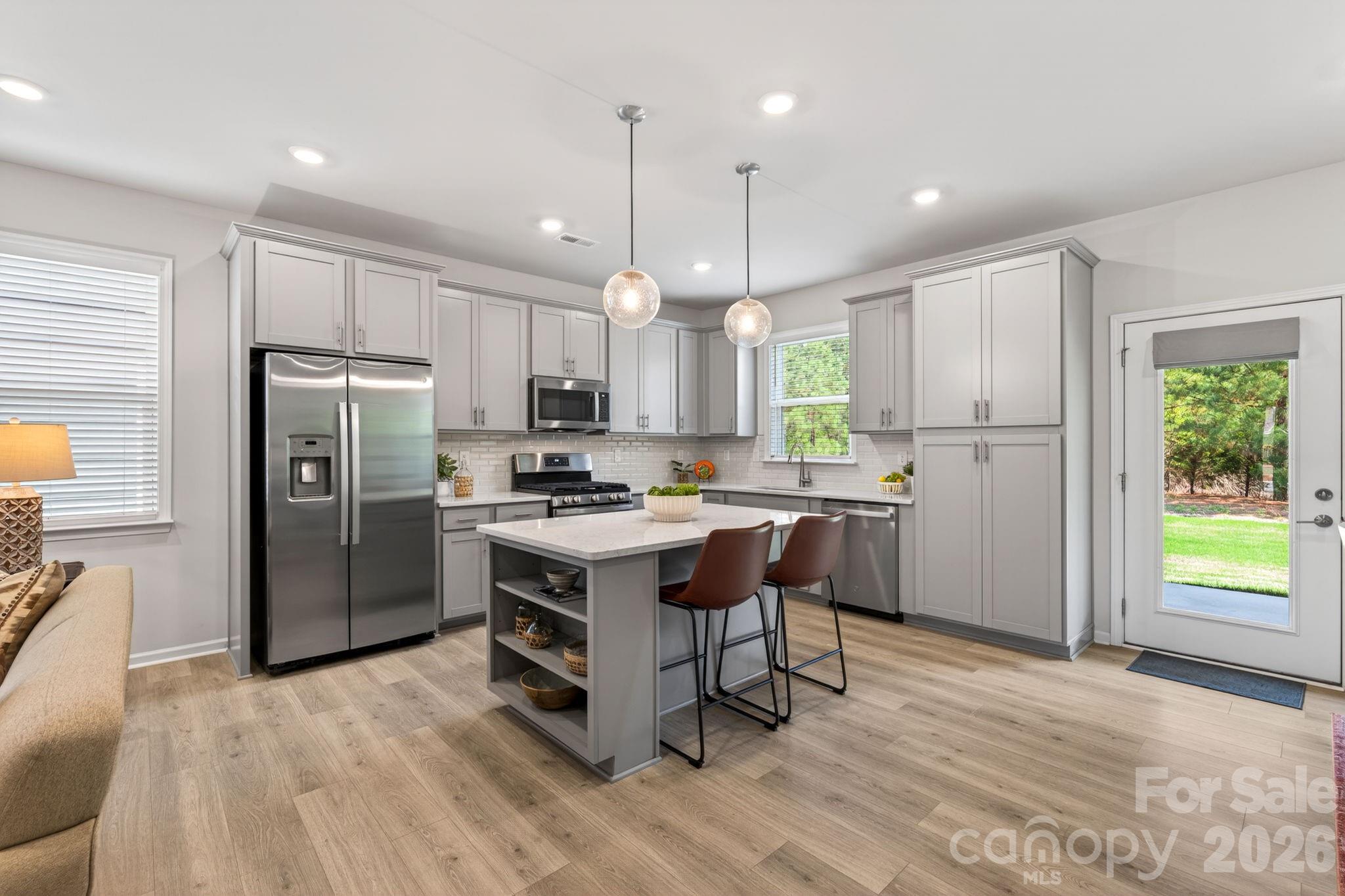 252 Portrait Way