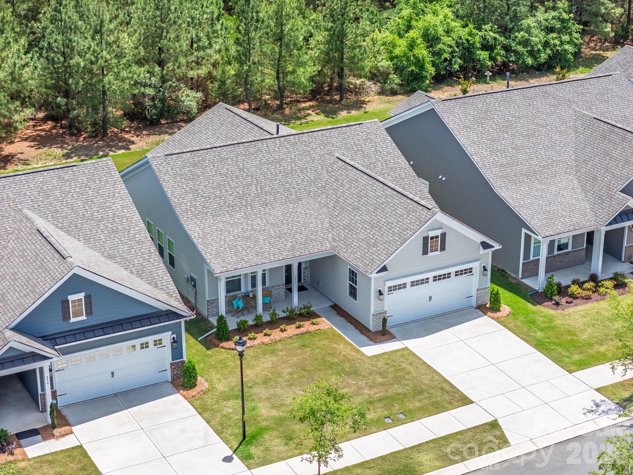 252 Portrait Way