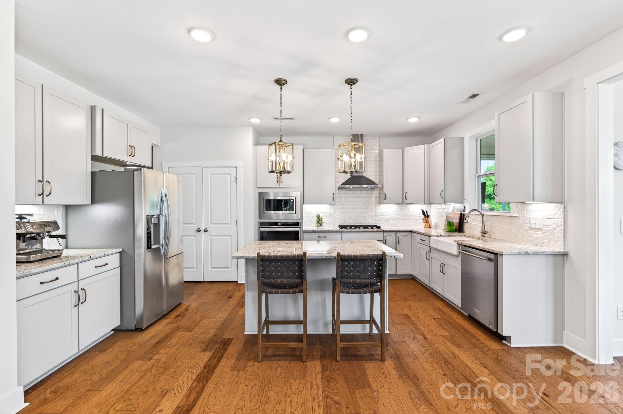 6271 Six String Court